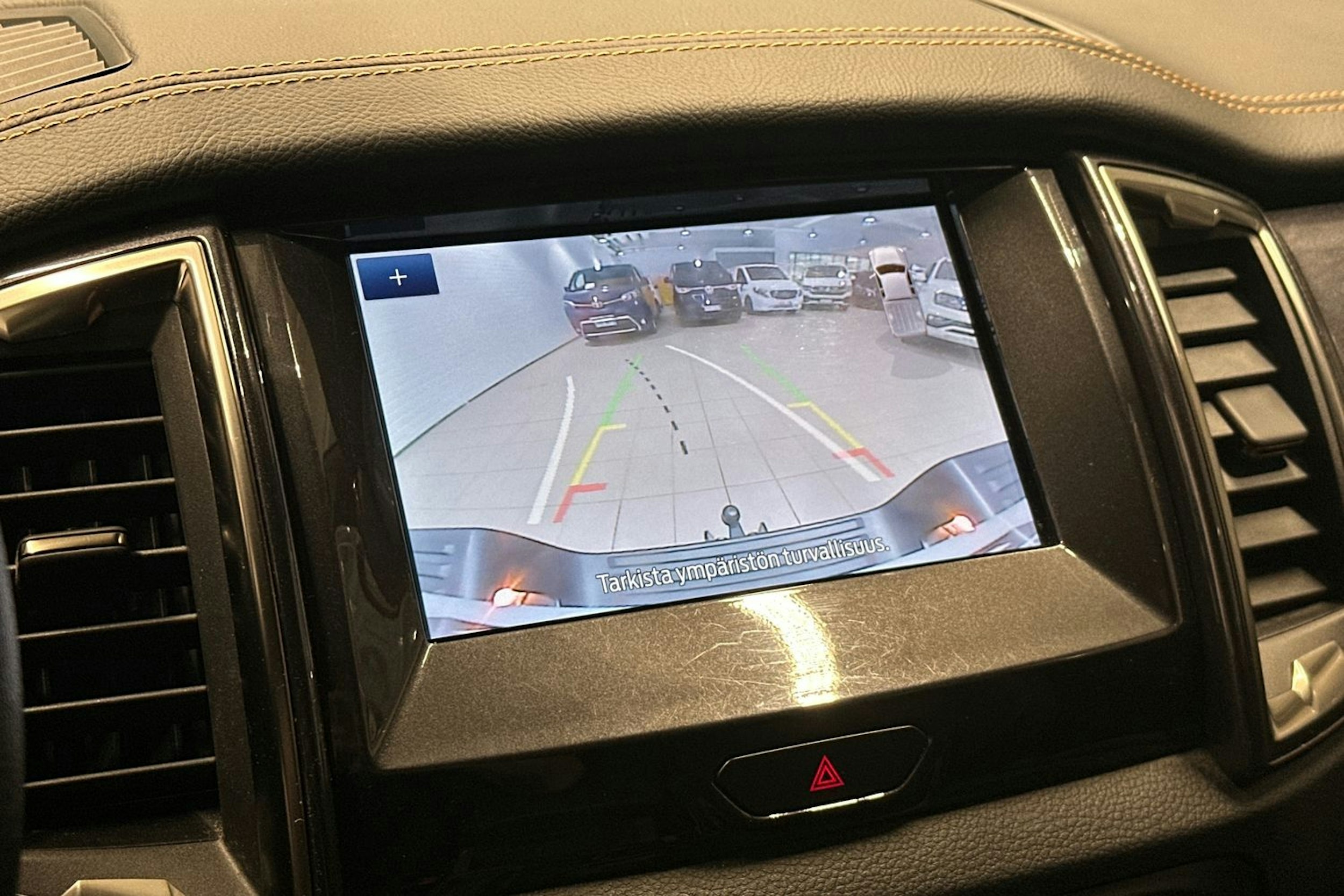 valkoinen Ford Ranger 2023 kuva 27.