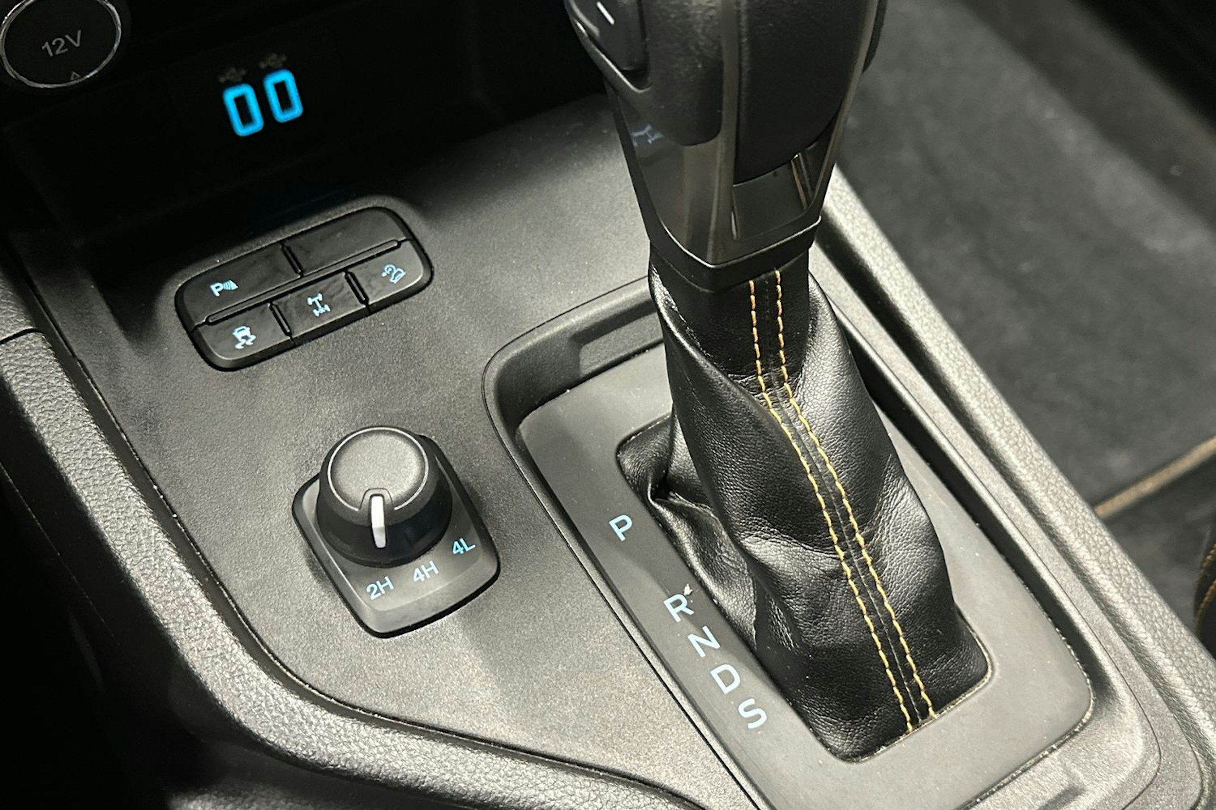 valkoinen Ford Ranger 2023 kuva 32.