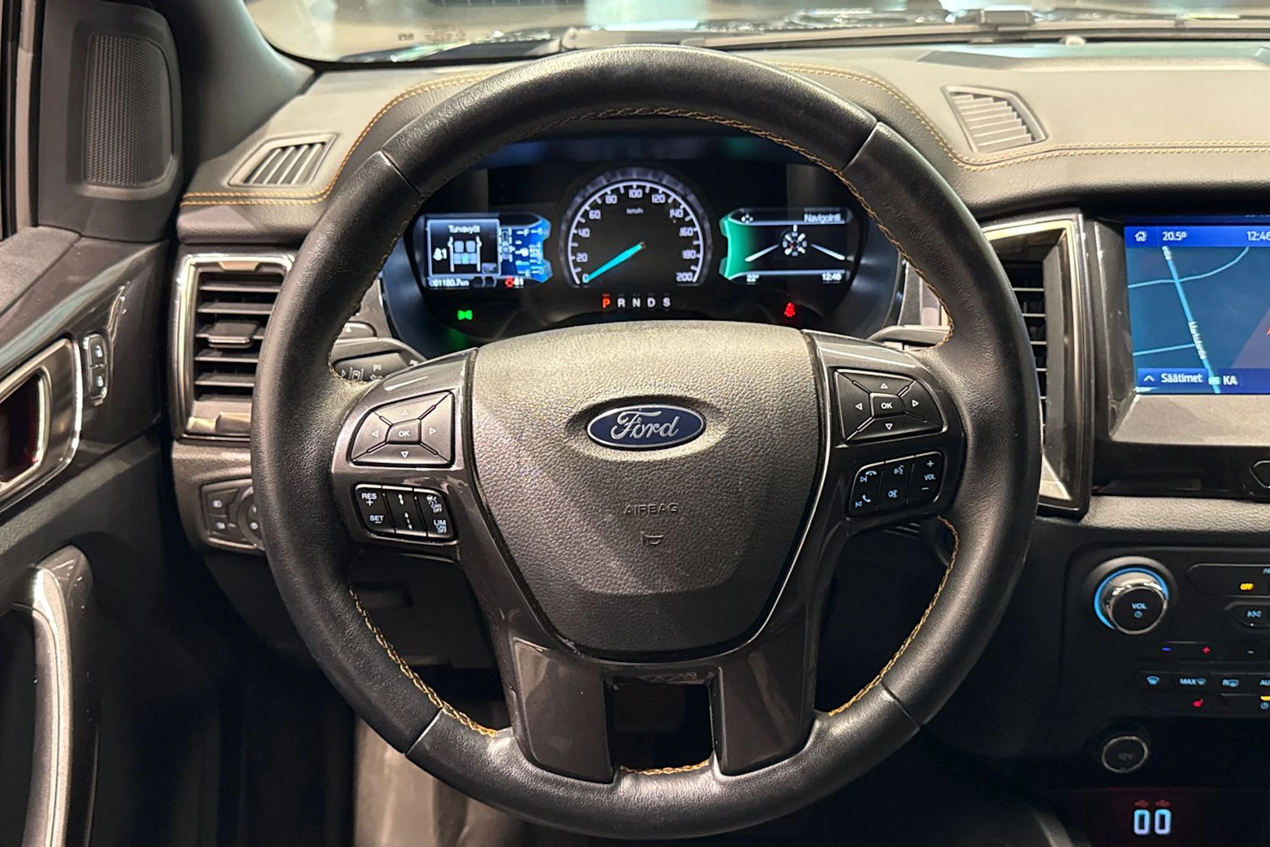 Musta Ford RANGER 2023 kuva 13.