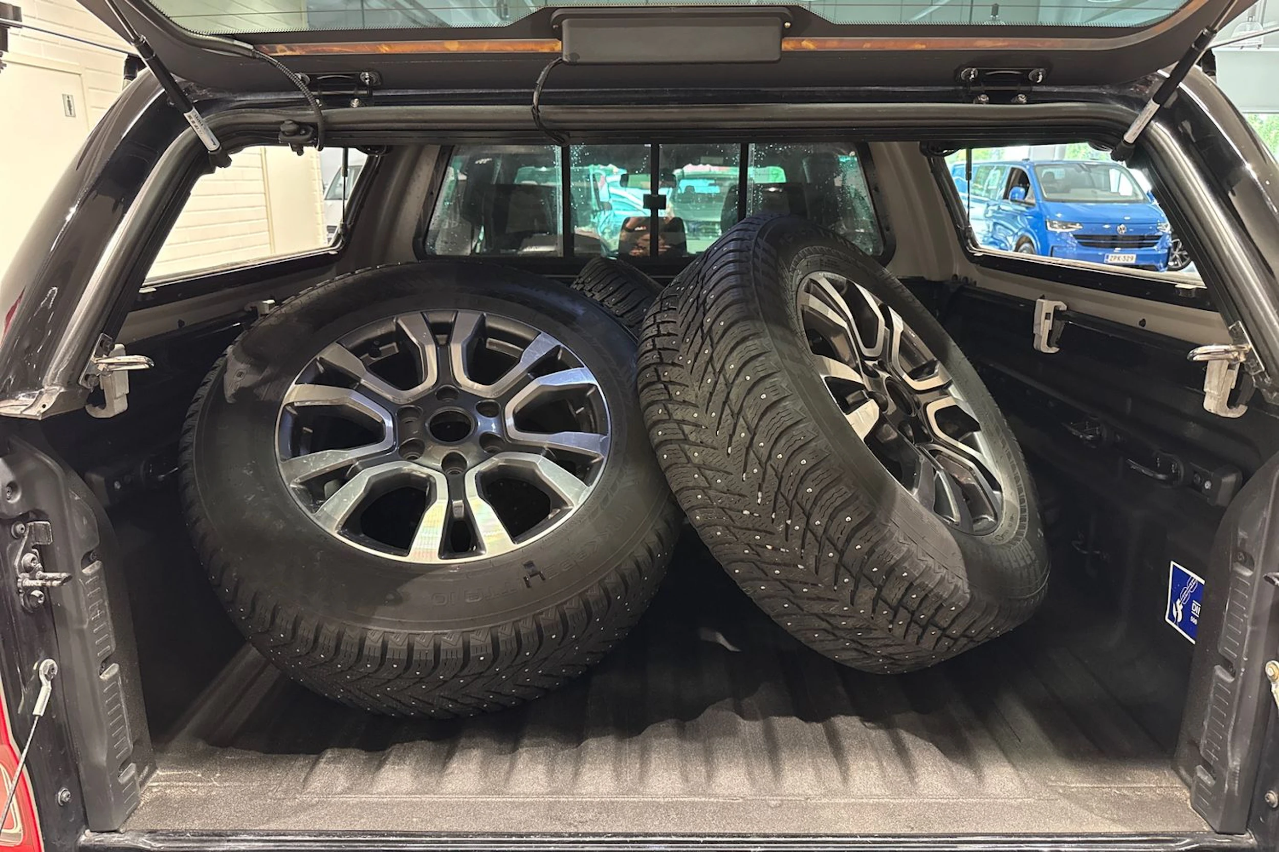 Musta Ford RANGER 2023 kuva 21.