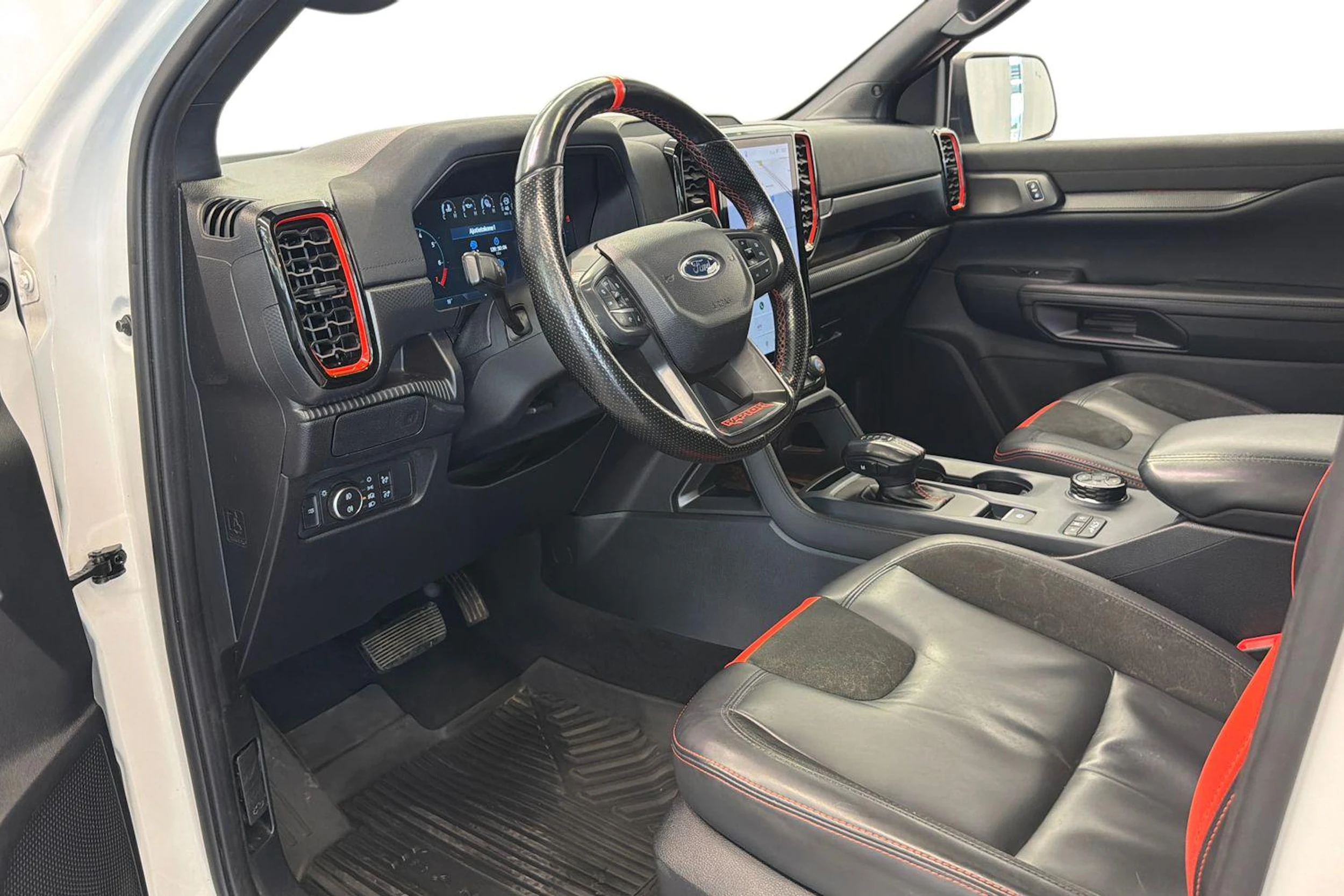 valkoinen Ford Ranger 2023 kuva 8.