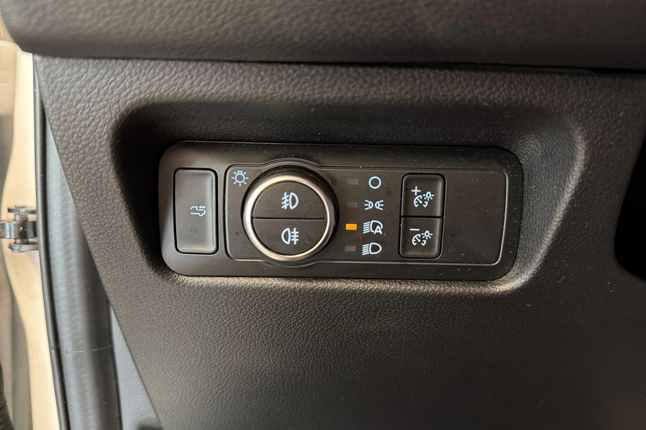 valkoinen Ford Ranger 2023 kuva 23.