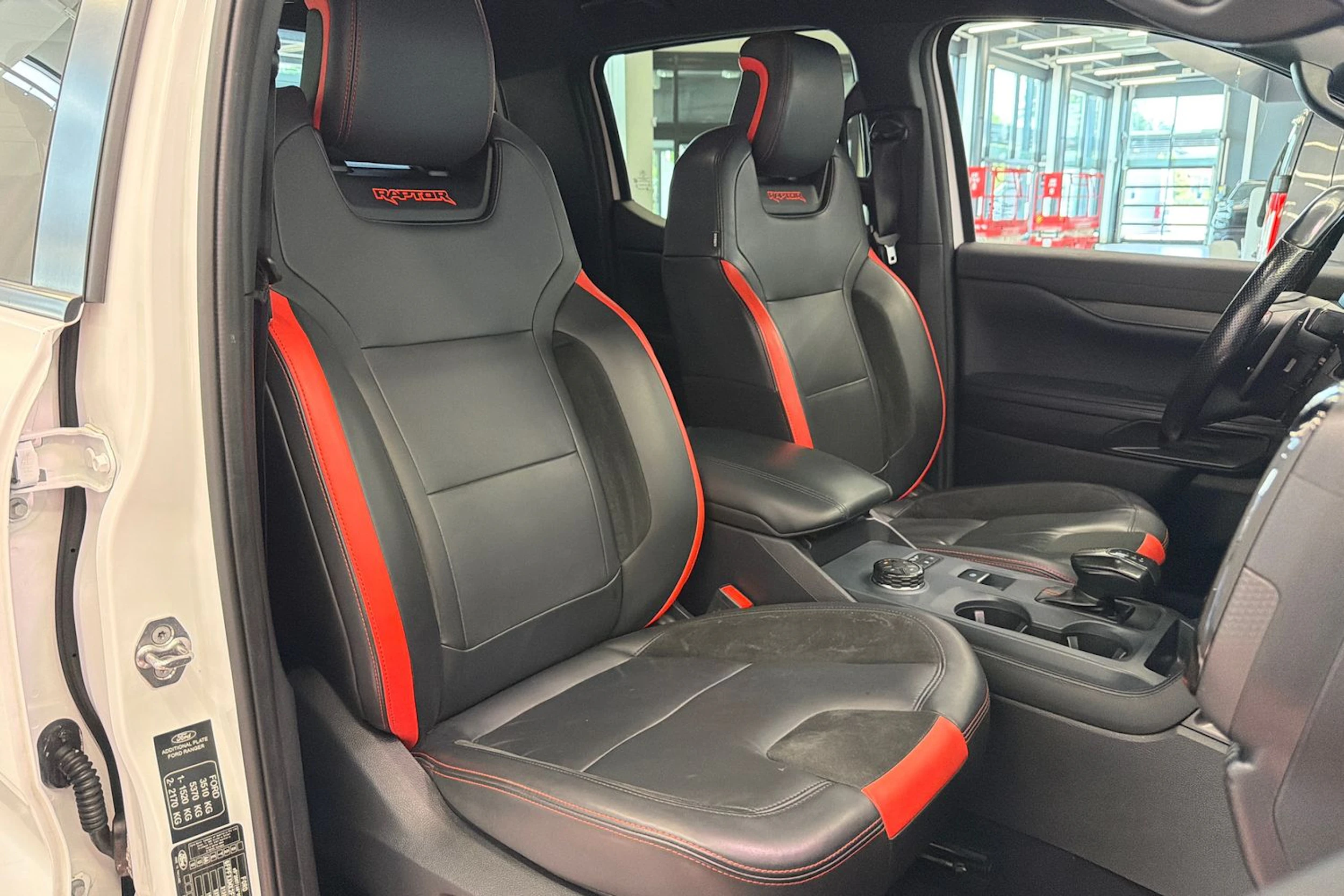 valkoinen Ford Ranger 2023 kuva 31.