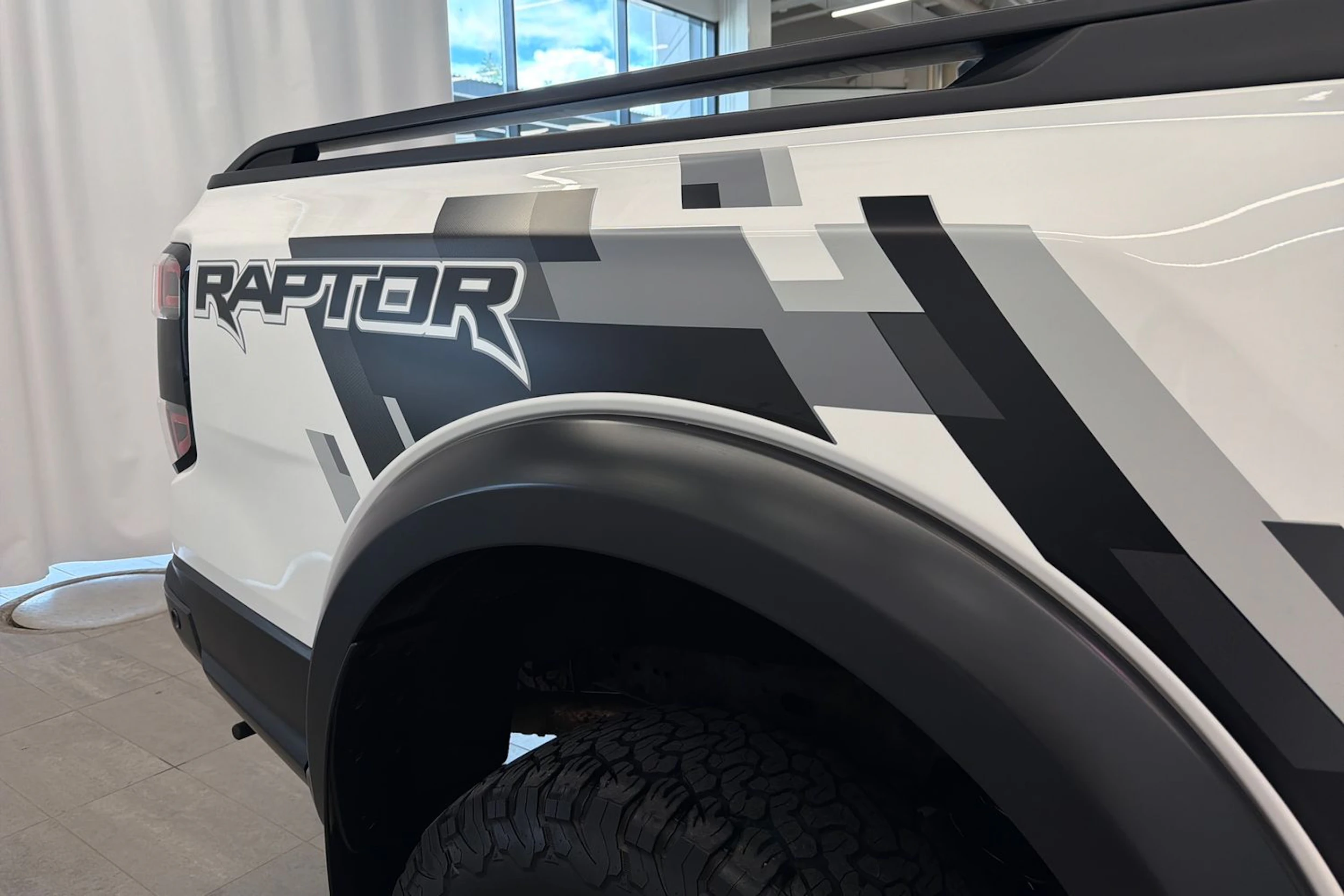 valkoinen Ford Ranger 2023 kuva 32.