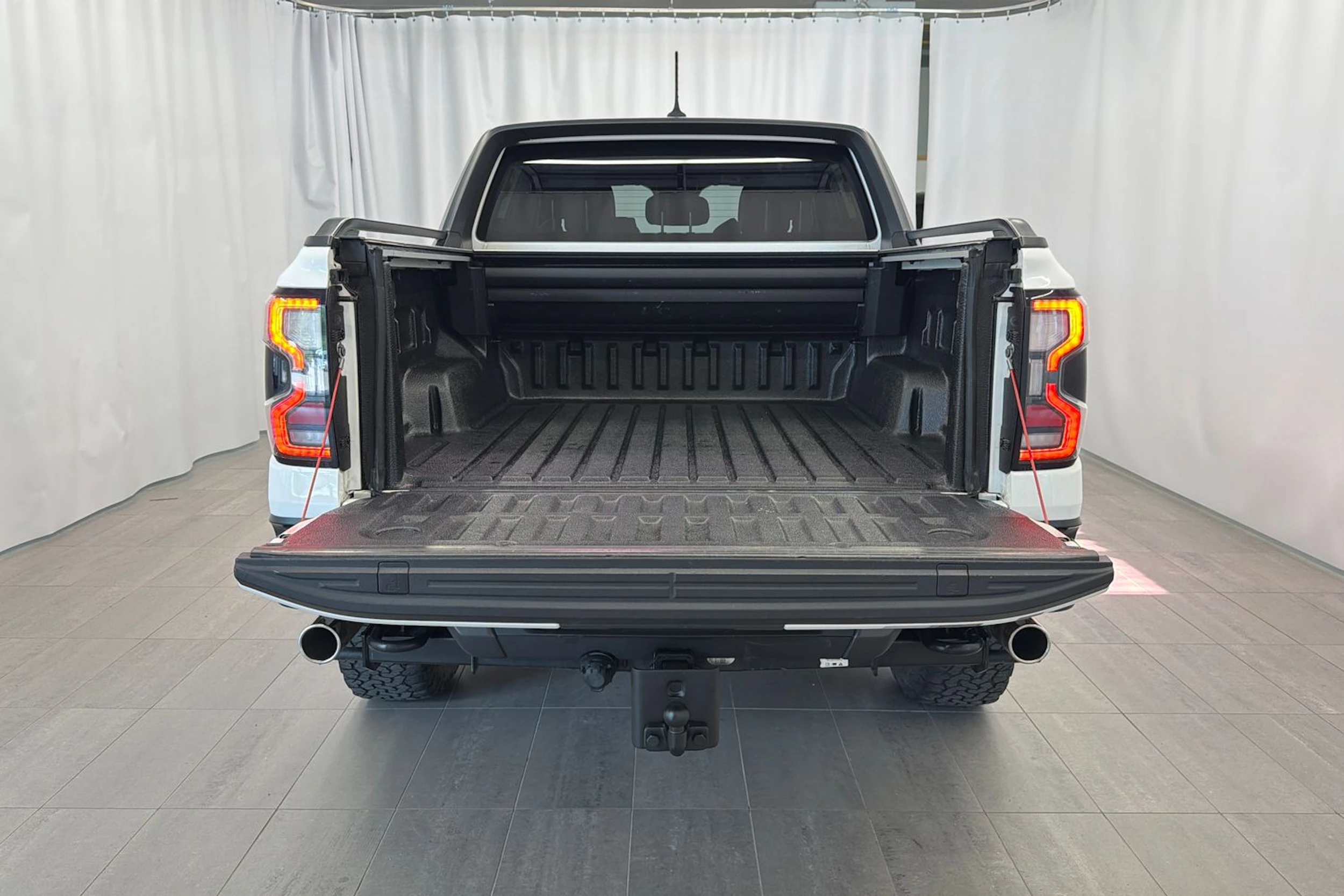 valkoinen Ford Ranger 2023 kuva 35.