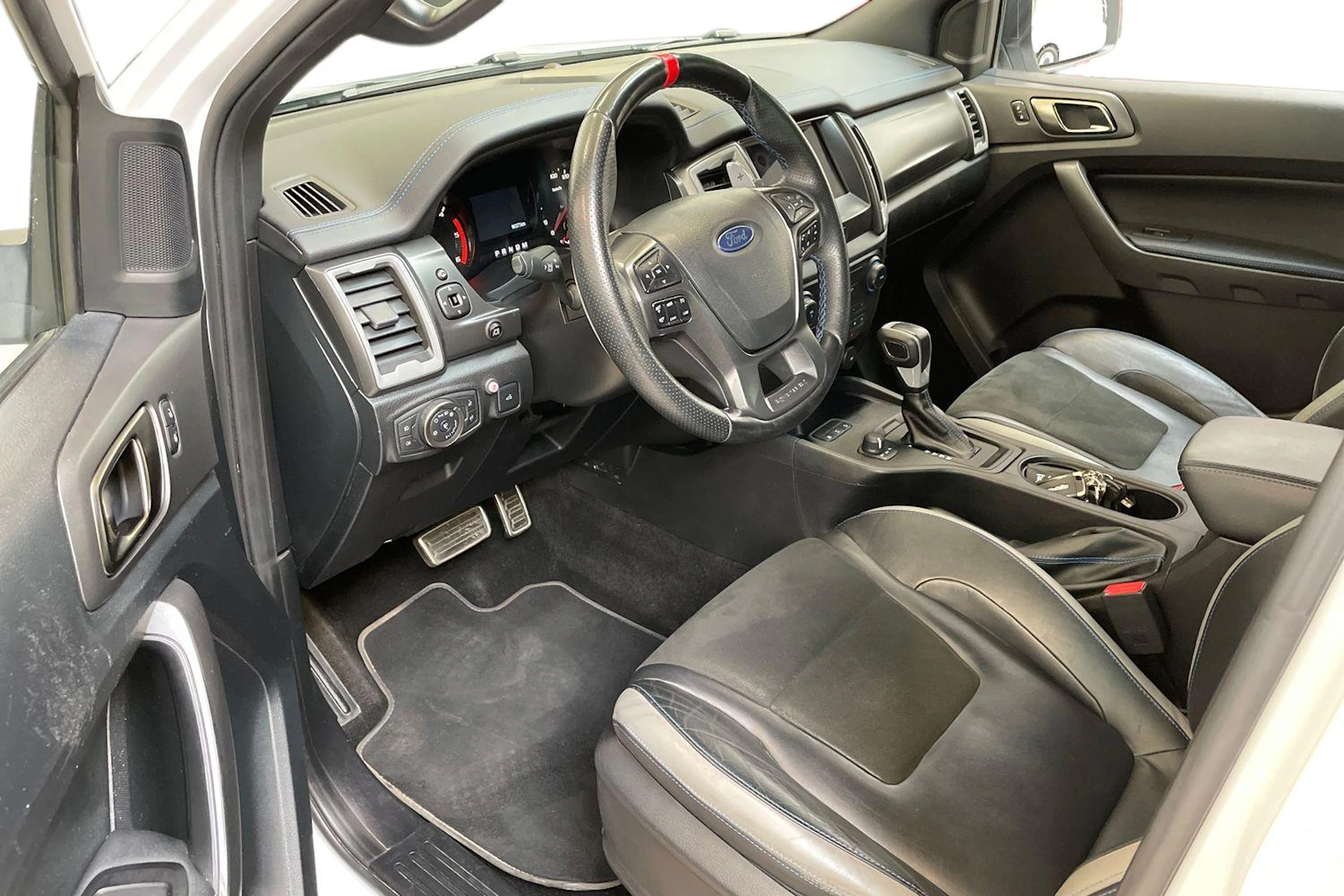 valkoinen Ford Ranger 2023 kuva 8.