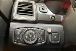 valkoinen Ford Ranger 2023 kuva 20.