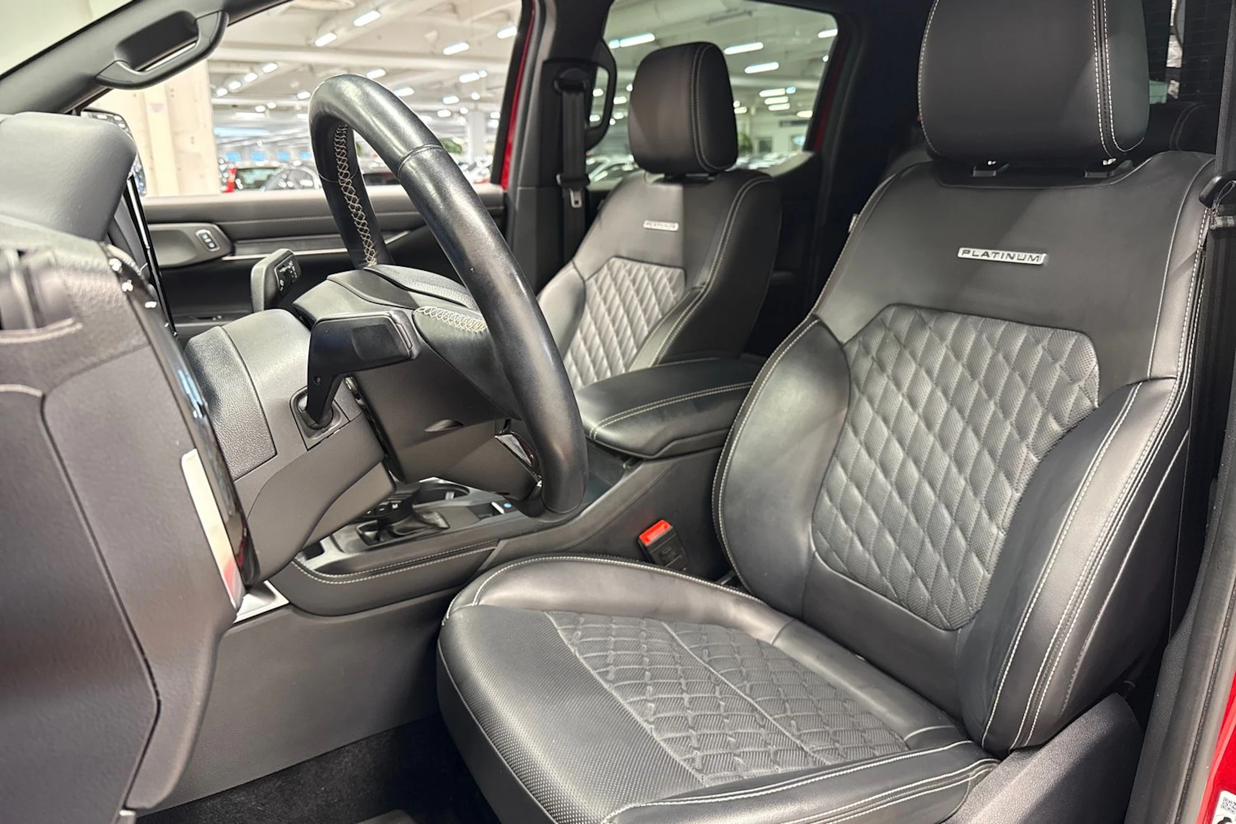 Punainen Ford RANGER 2024 kuva 20.