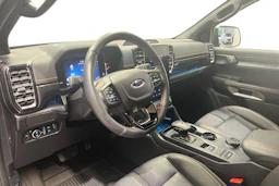 musta Ford Ranger 2024 kuva 8.