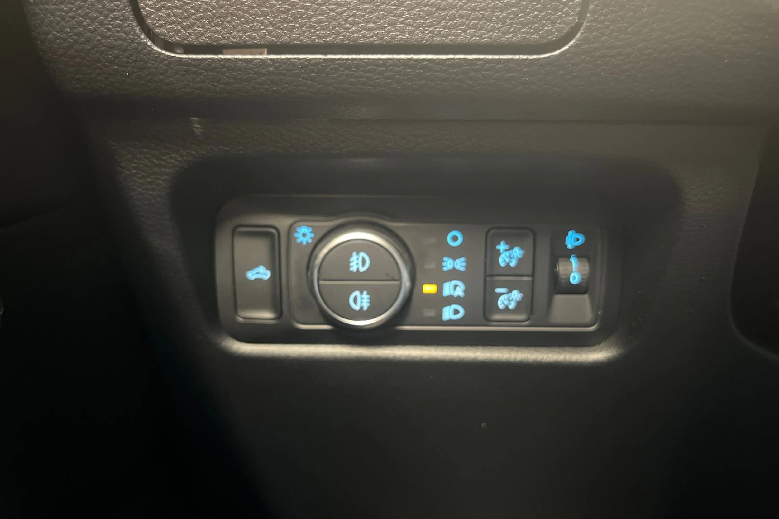 musta Ford Ranger 2024 kuva 21.
