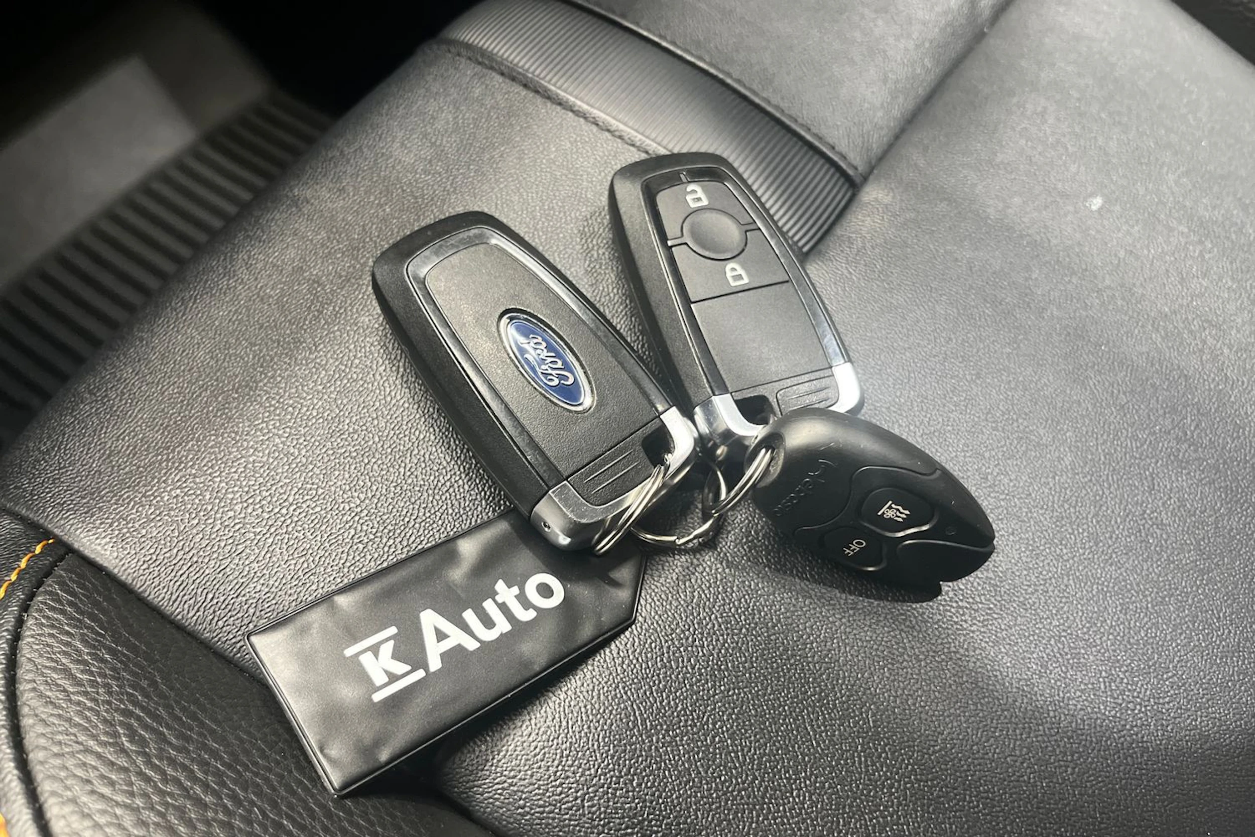 musta Ford Ranger 2024 kuva 24.