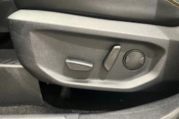 musta Ford Ranger 2024 kuva 25.