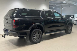 musta Ford Ranger 2024 kuva 26.