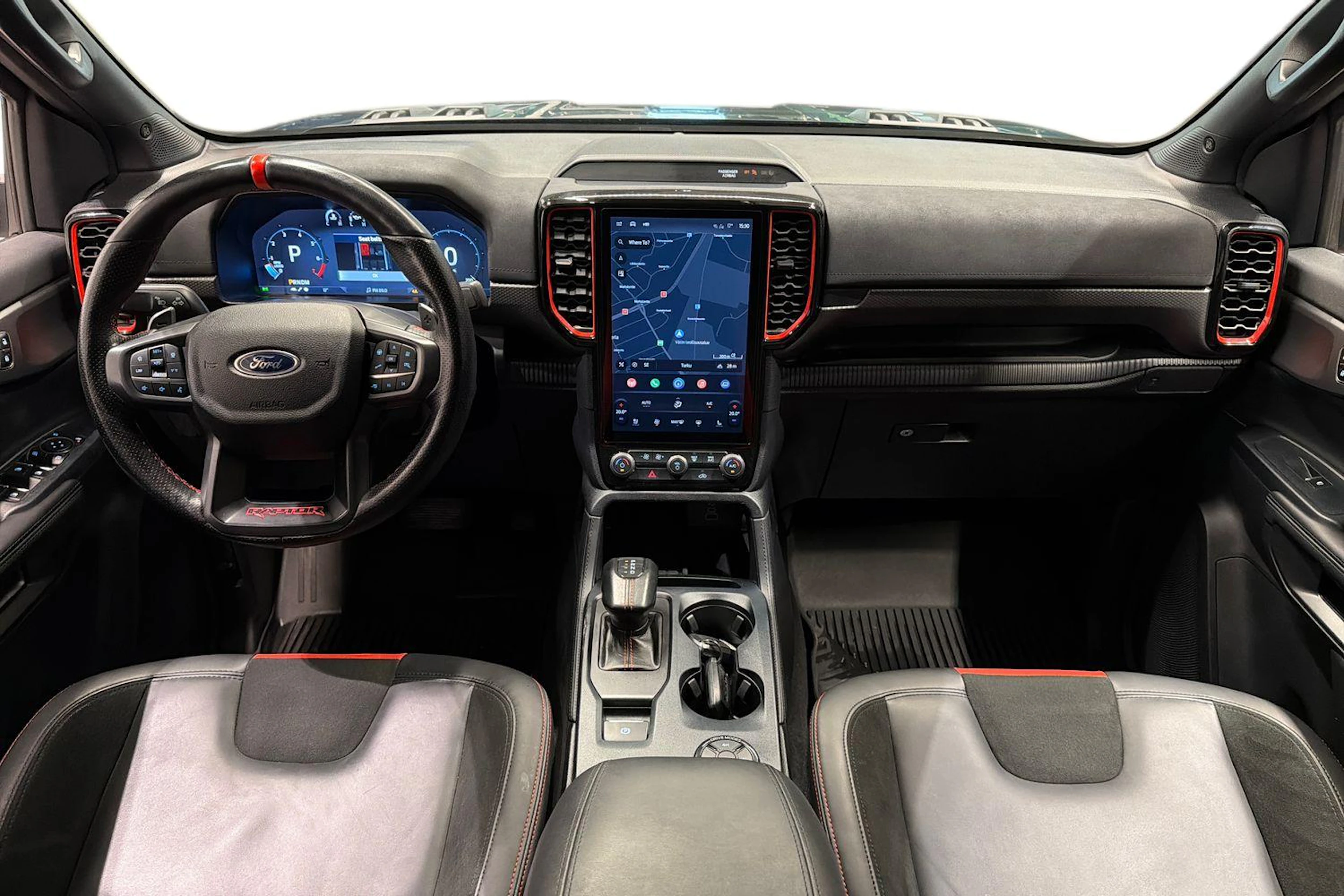 musta Ford Ranger 2024 kuva 9.