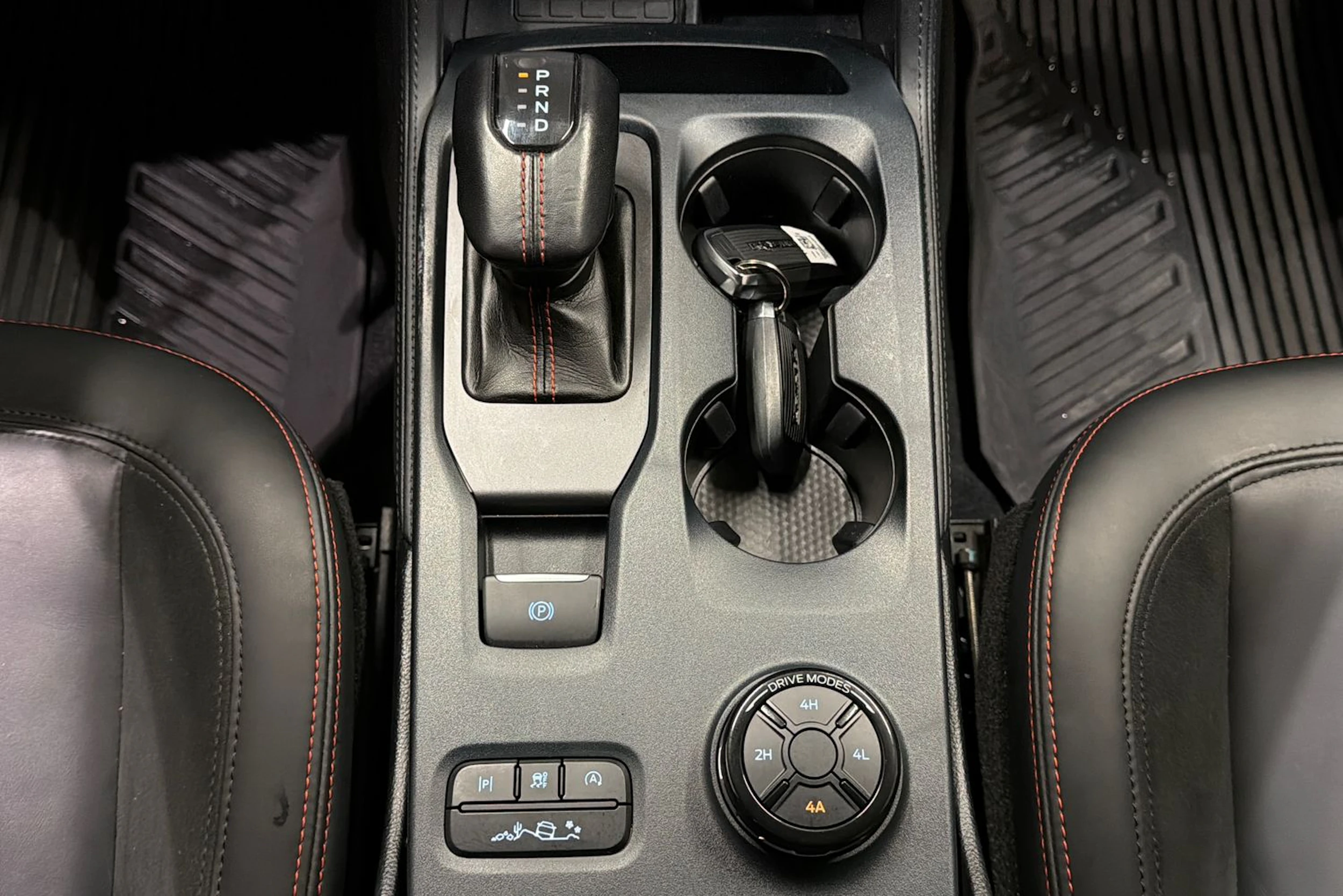 musta Ford Ranger 2024 kuva 20.