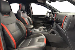 Oranssi Ford RANGER 2024 kuva 11.