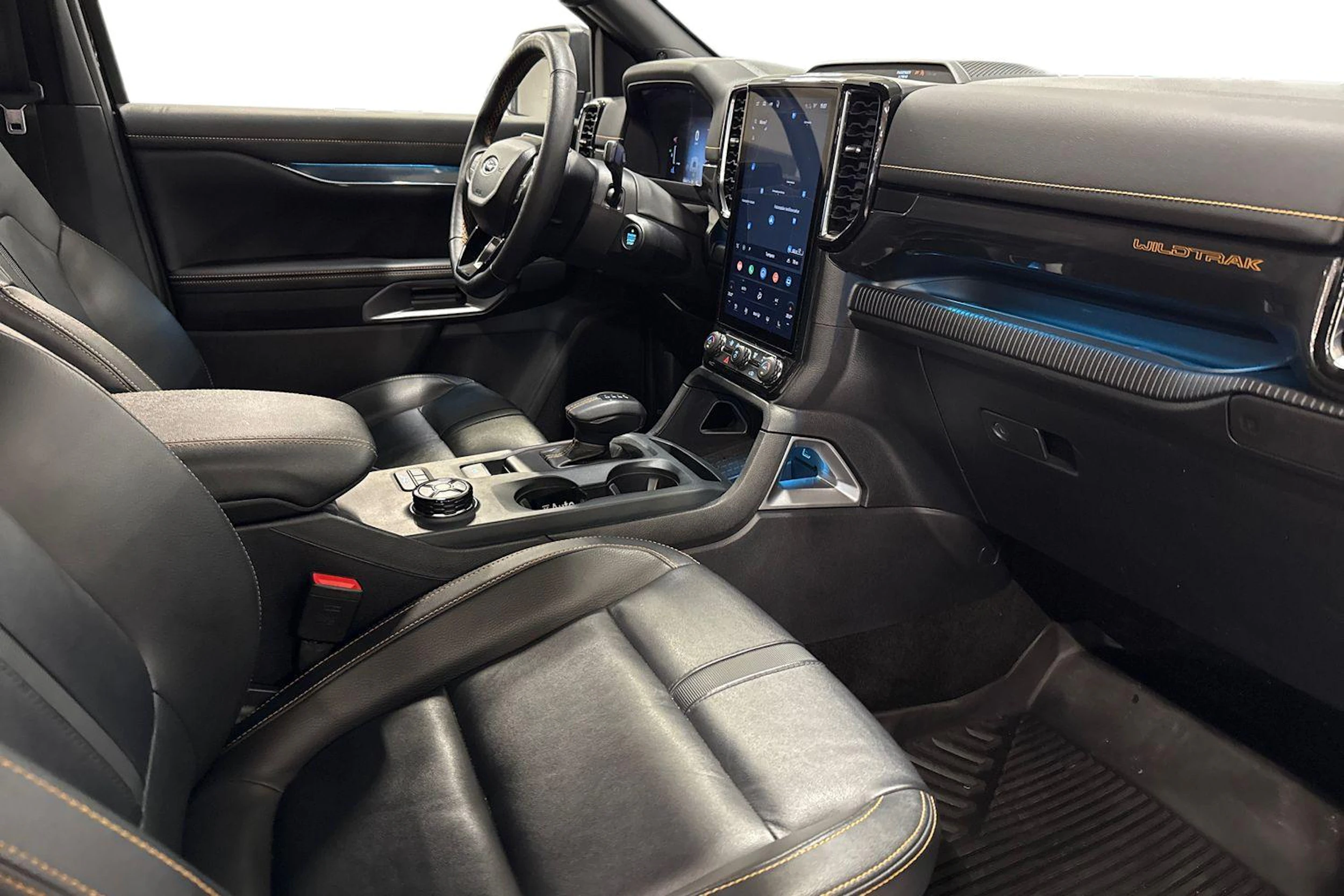 musta Ford Ranger 2024 kuva 11.