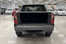 musta Ford Ranger 2024 kuva 13.