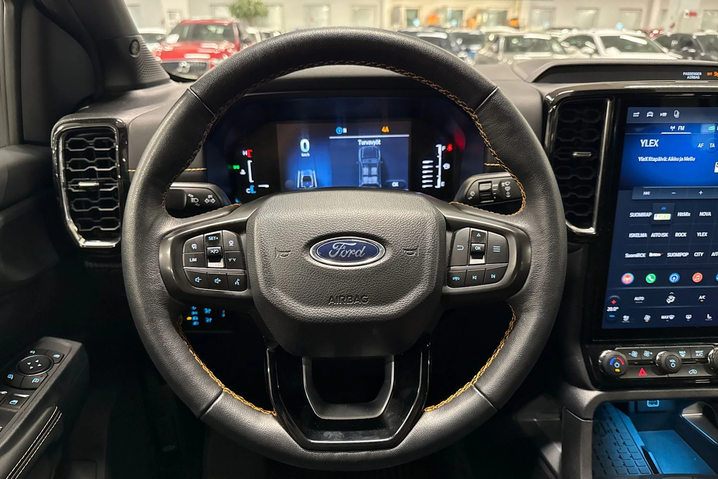 musta Ford Ranger 2024 kuva 22.