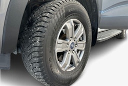 harmaa Ford Ranger 2024 kuva 11.