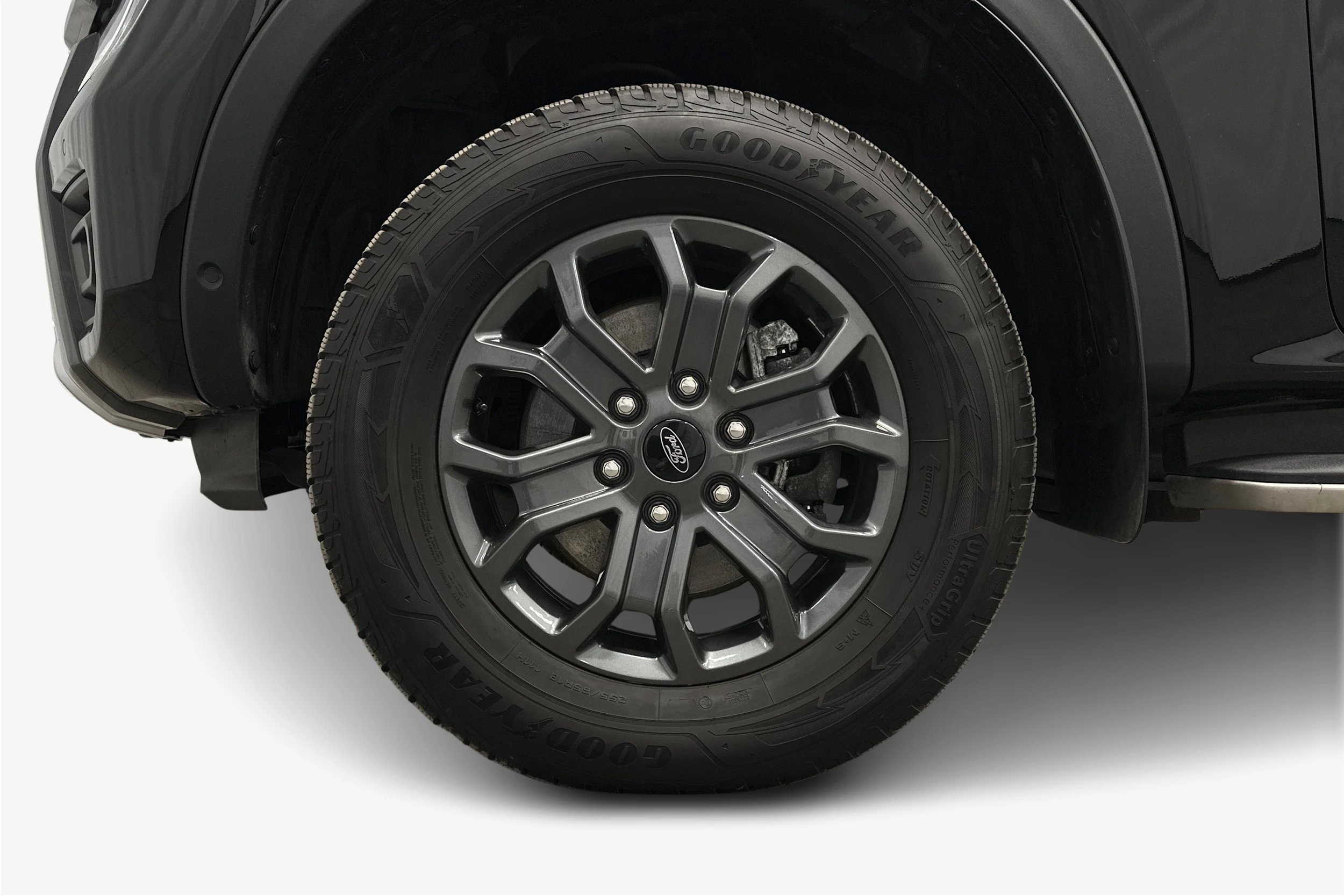 musta Ford Ranger 2024 kuva 8.