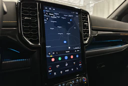 musta Ford Ranger 2024 kuva 13.