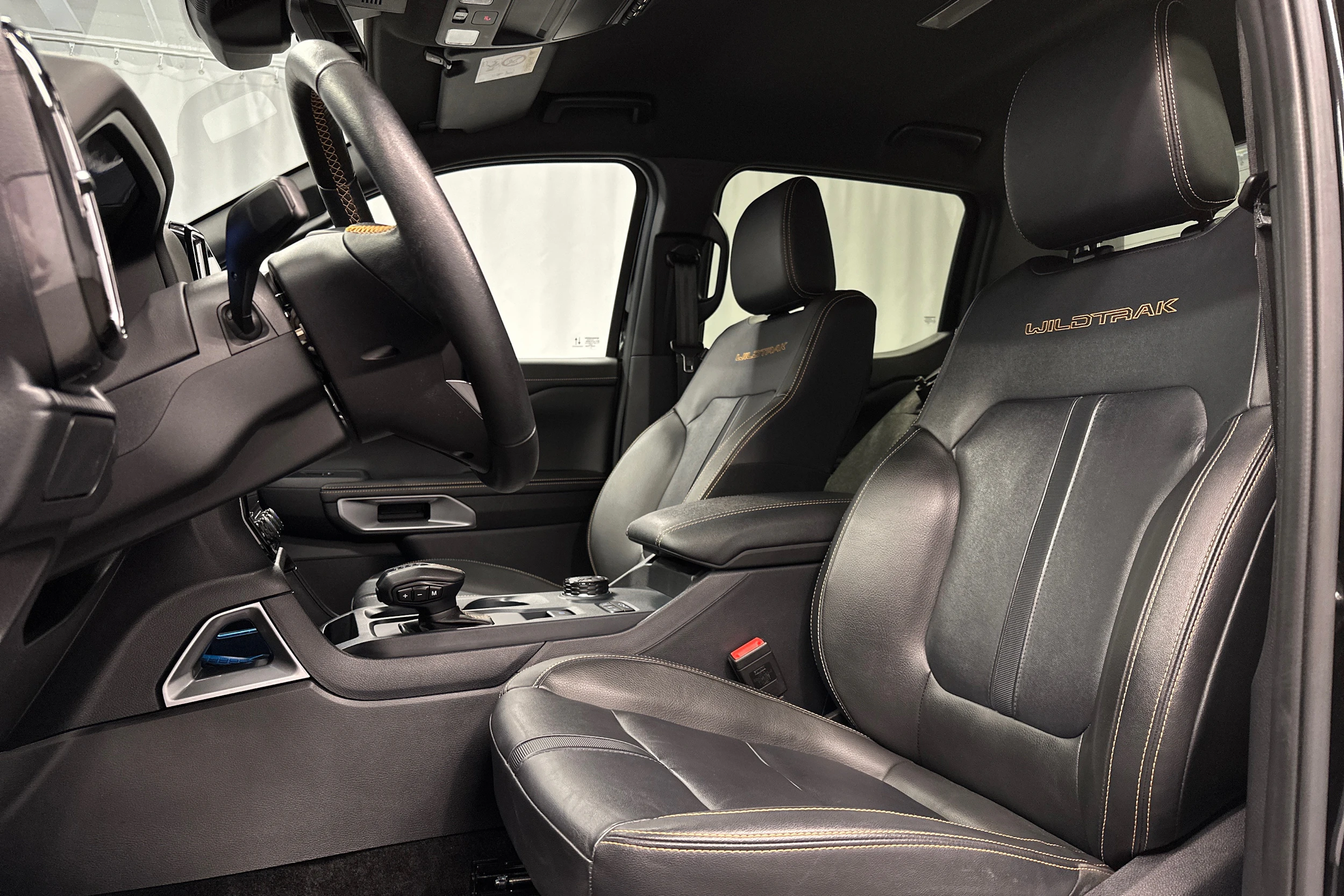 musta Ford Ranger 2024 kuva 20.