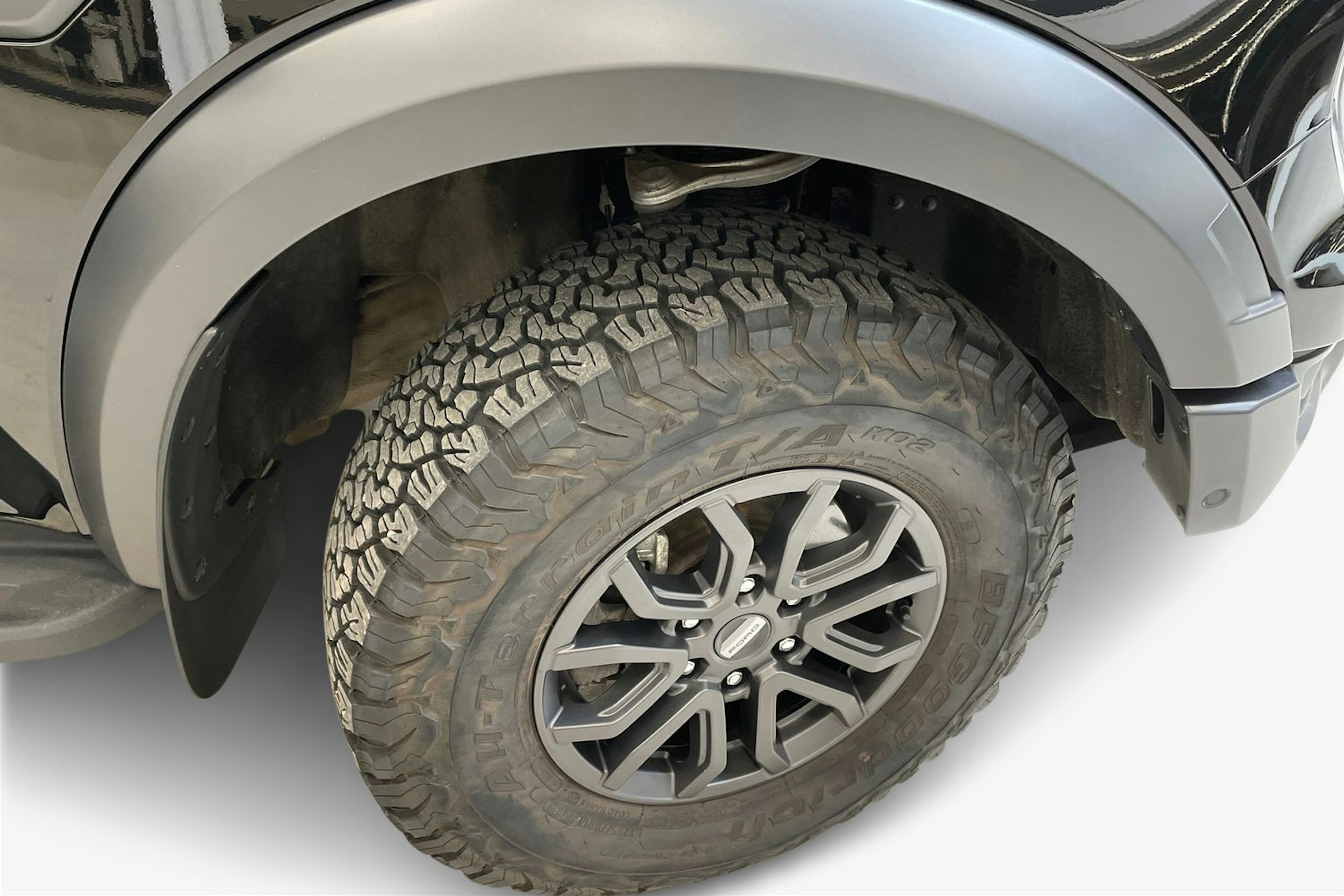 musta Ford Ranger 2024 kuva 11.