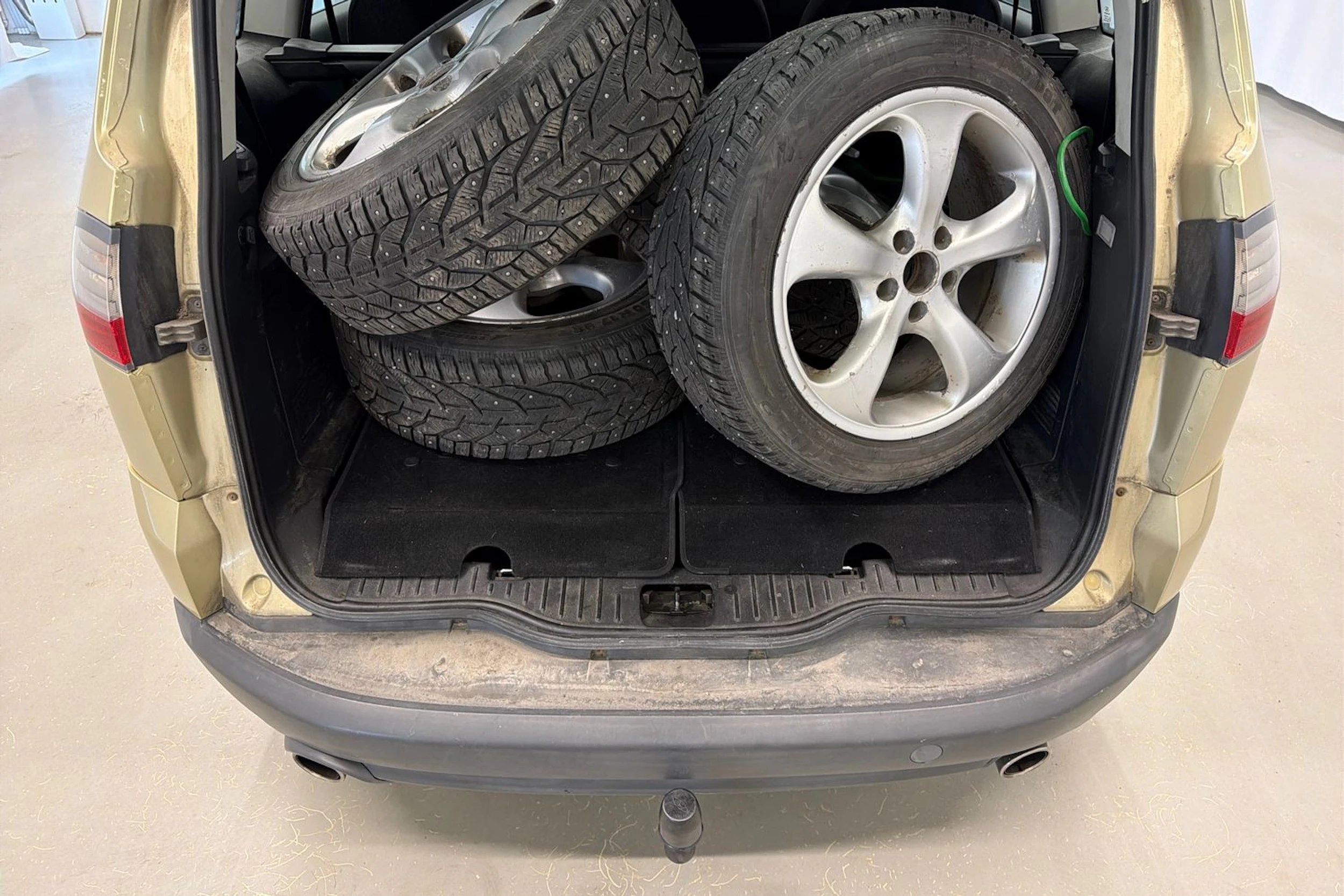 ruskea (beige) Ford S-Max 2006 kuva 16.