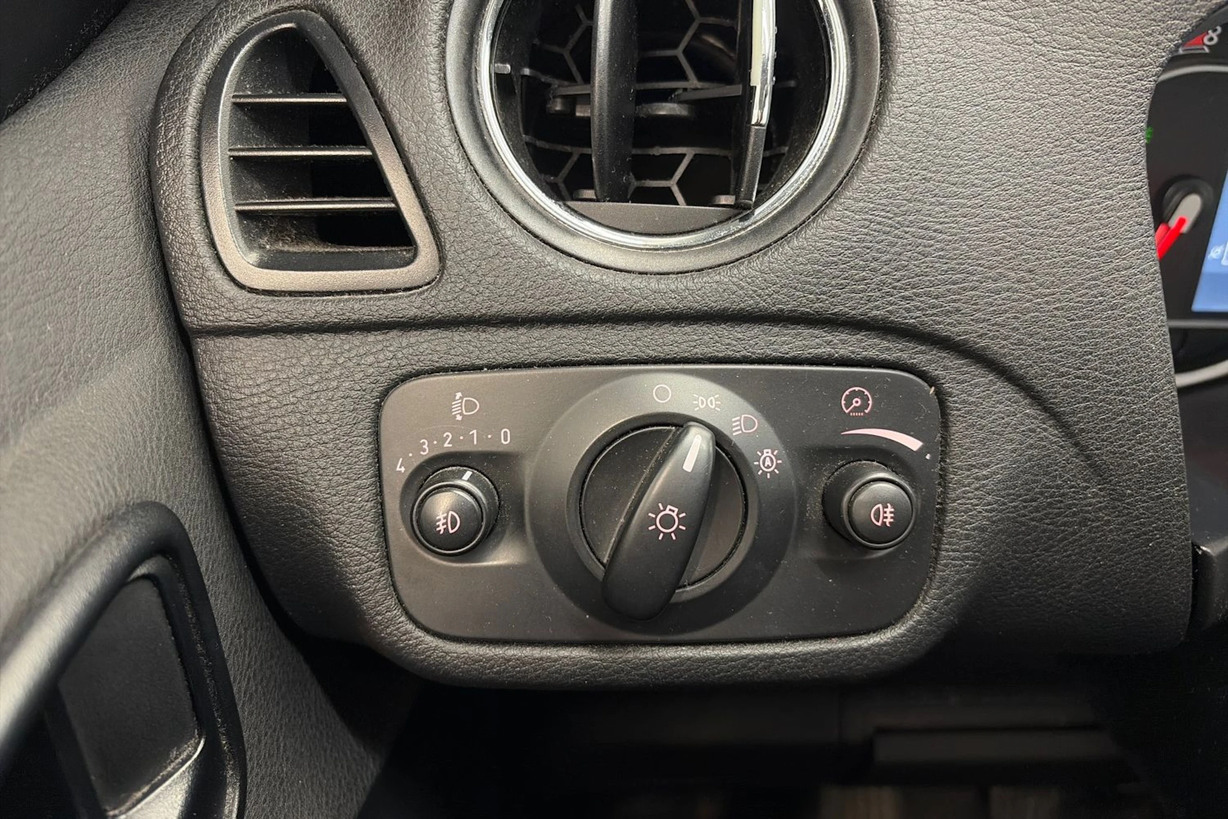 Harmaa Ford S-Max 2007 kuva 27.