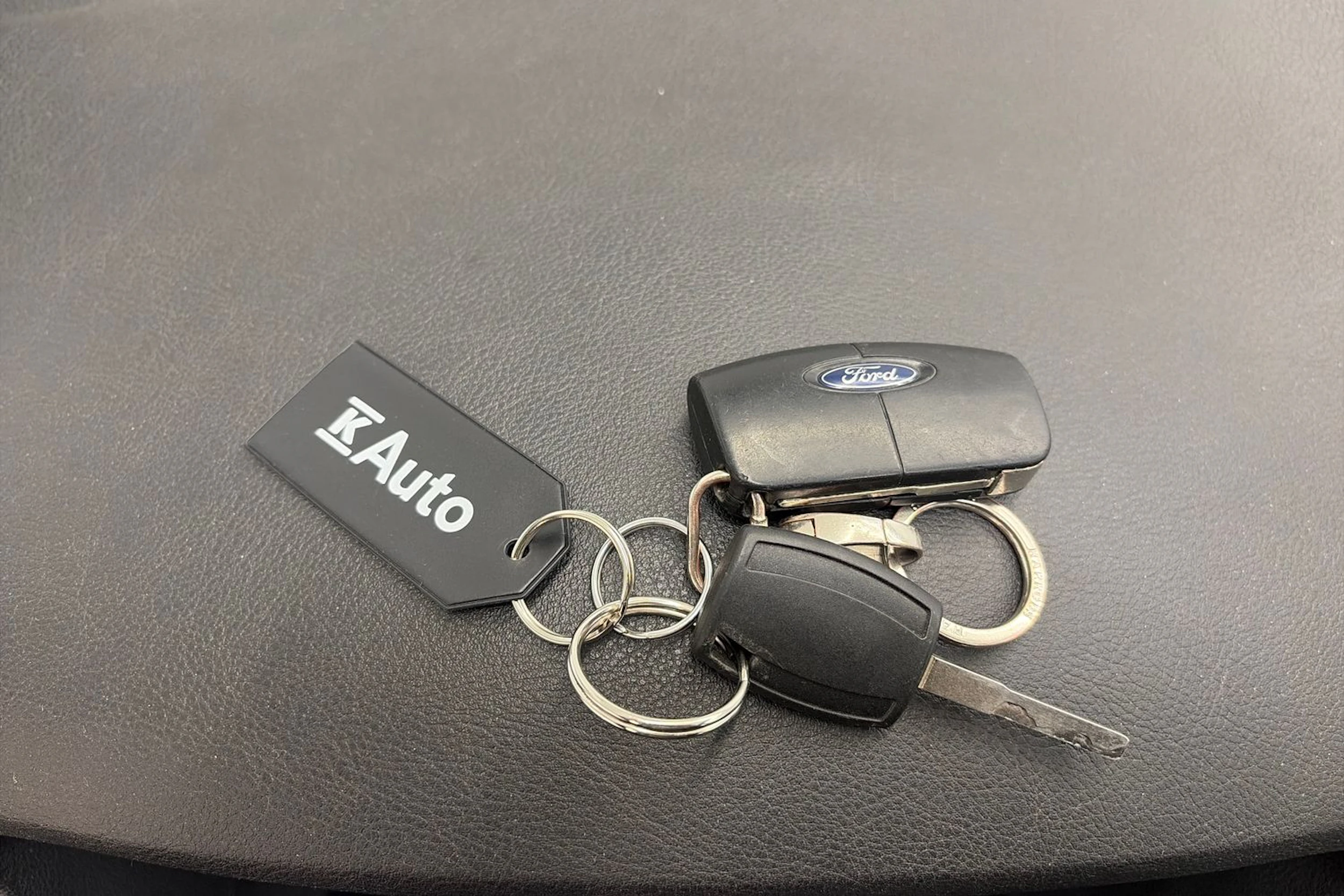 Harmaa Ford S-Max 2007 kuva 28.