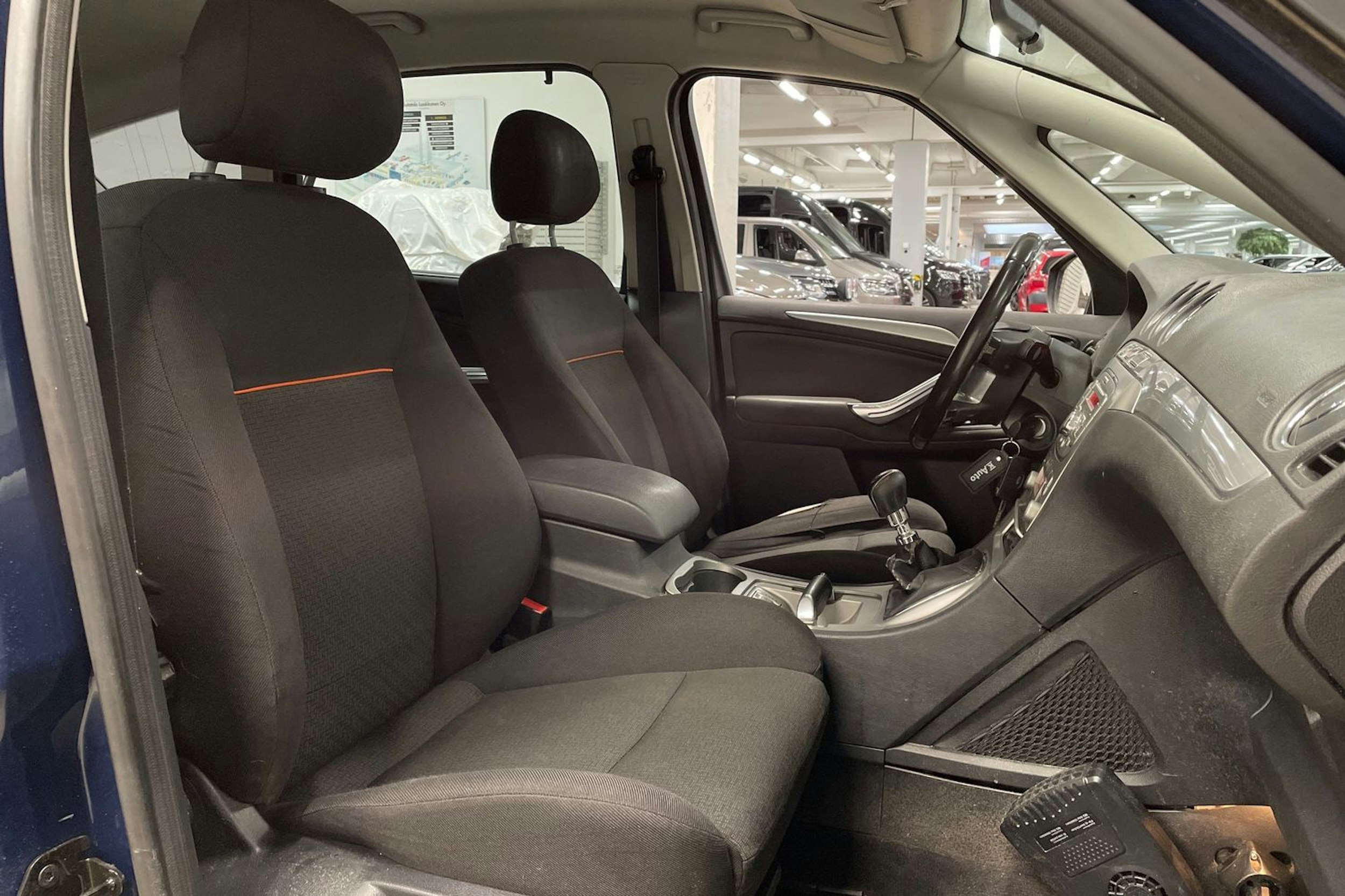 sininen Ford S-Max 2008 kuva 22.