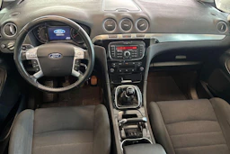 valkoinen Ford S-Max 2011 kuva 7.