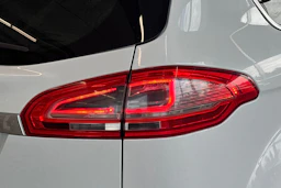 valkoinen Ford S-Max 2011 kuva 15.