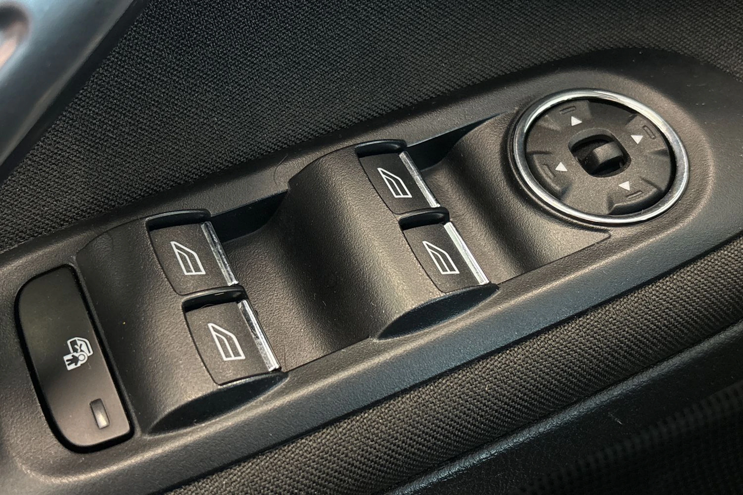 valkoinen Ford S-Max 2011 kuva 25.