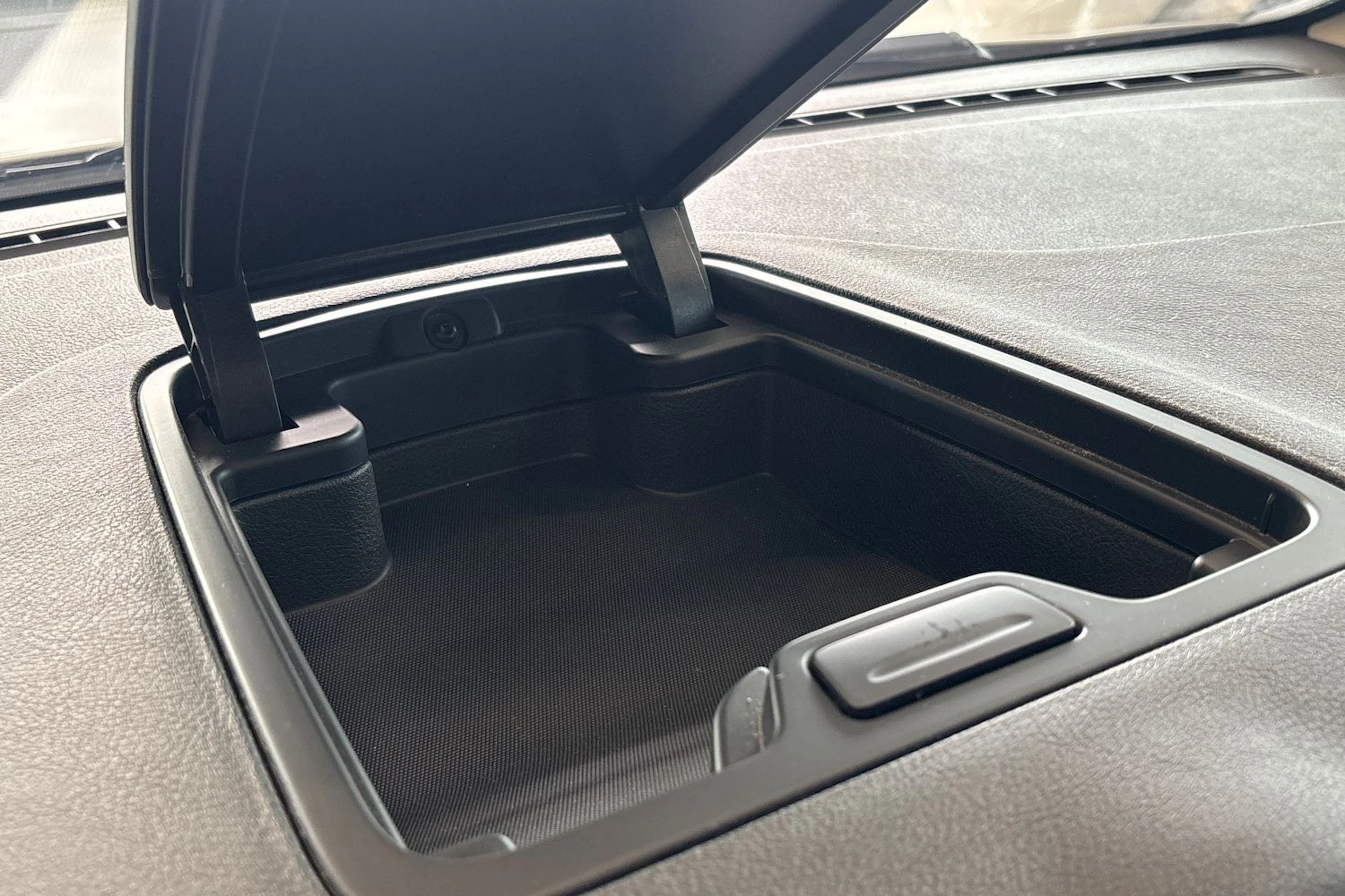 valkoinen Ford S-Max 2011 kuva 34.