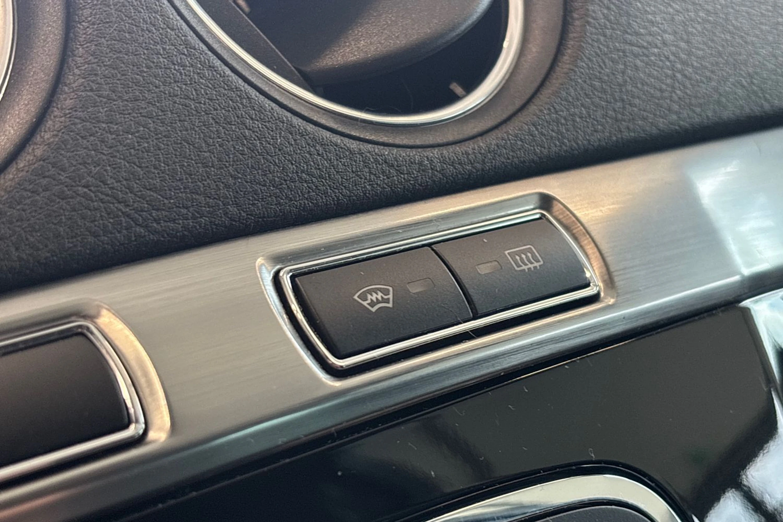 valkoinen Ford S-Max 2011 kuva 38.