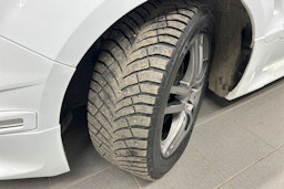 valkoinen Ford S-Max 2012 kuva 13.