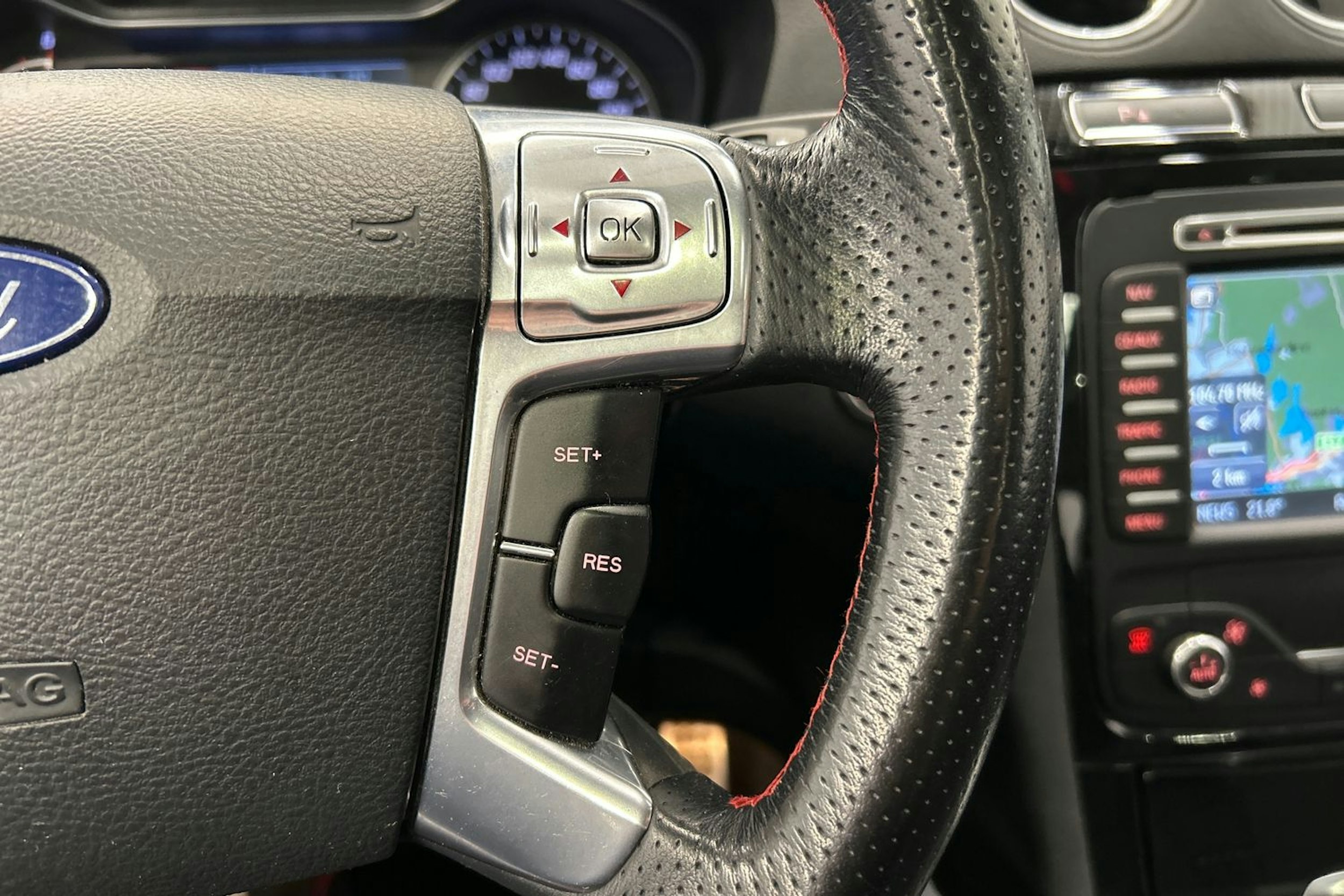 valkoinen Ford S-Max 2012 kuva 23.