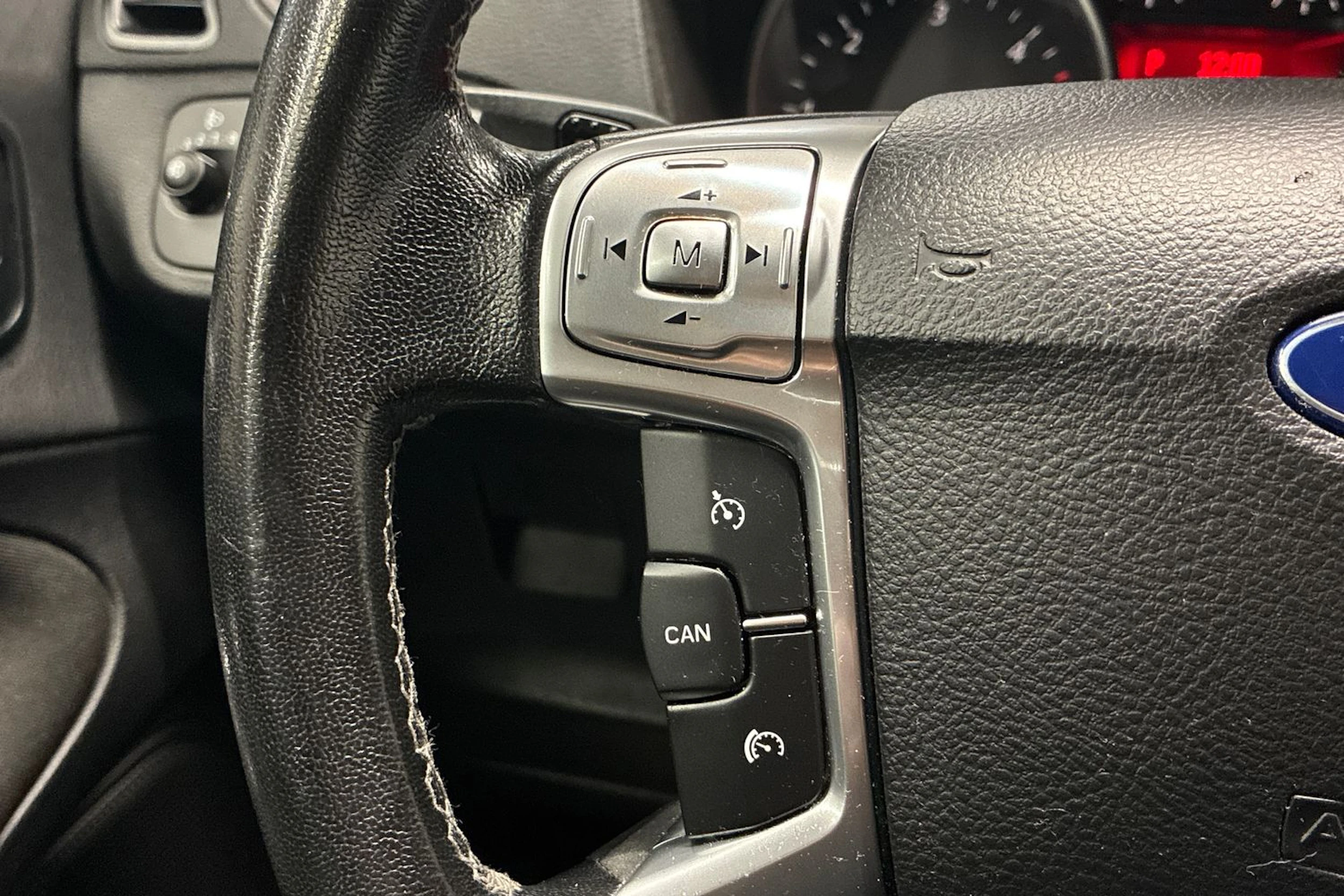 ruskea (beige) Ford S-Max 2014 kuva 17.