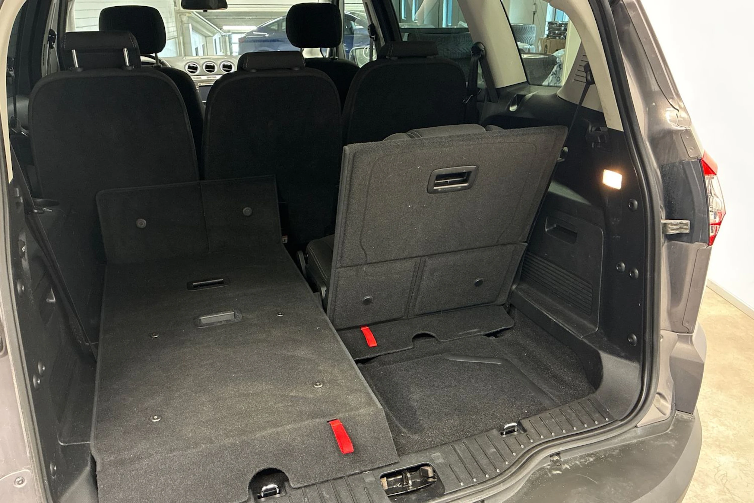 ruskea (beige) Ford S-Max 2014 kuva 24.