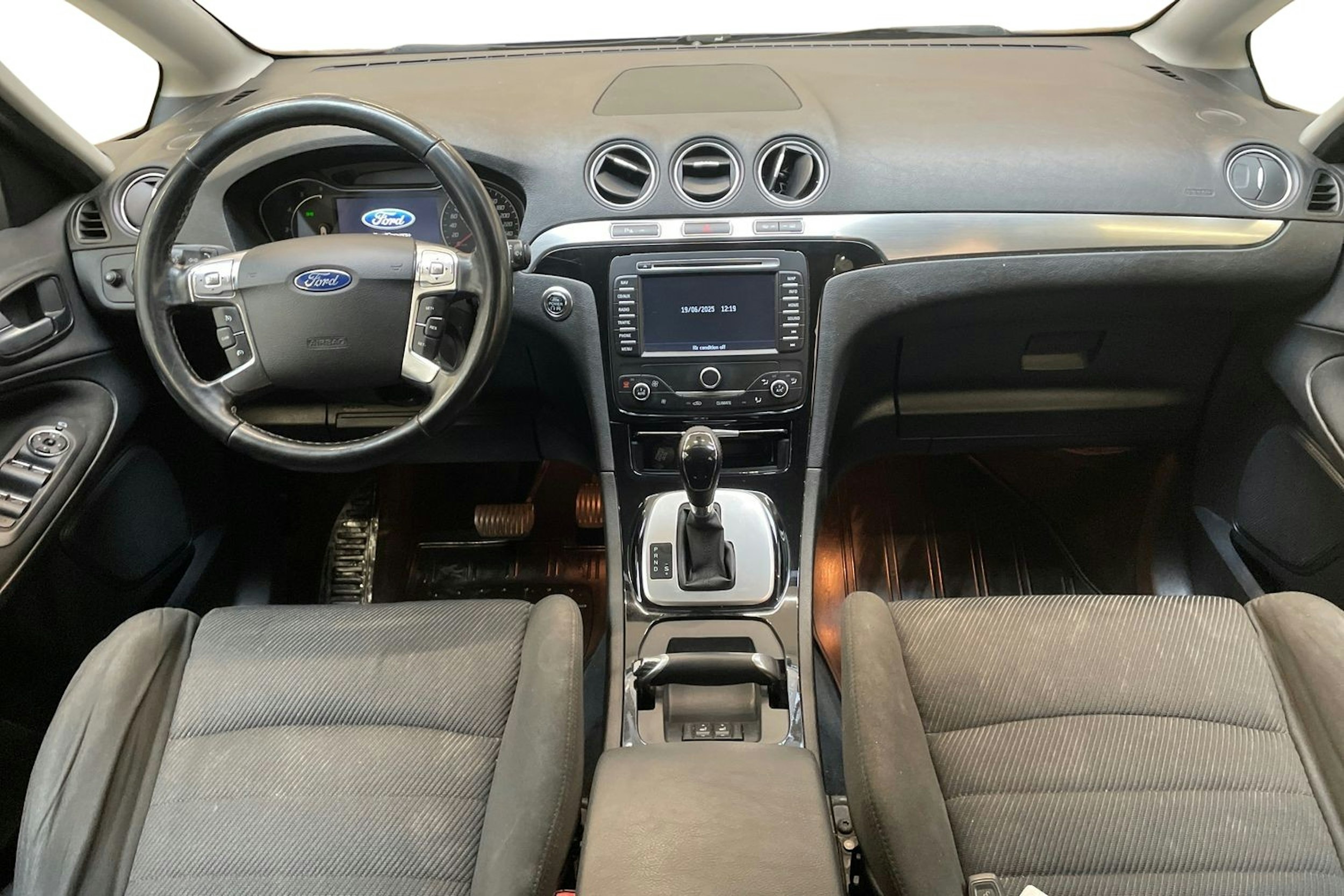 sininen Ford S-Max 2015 kuva 7.