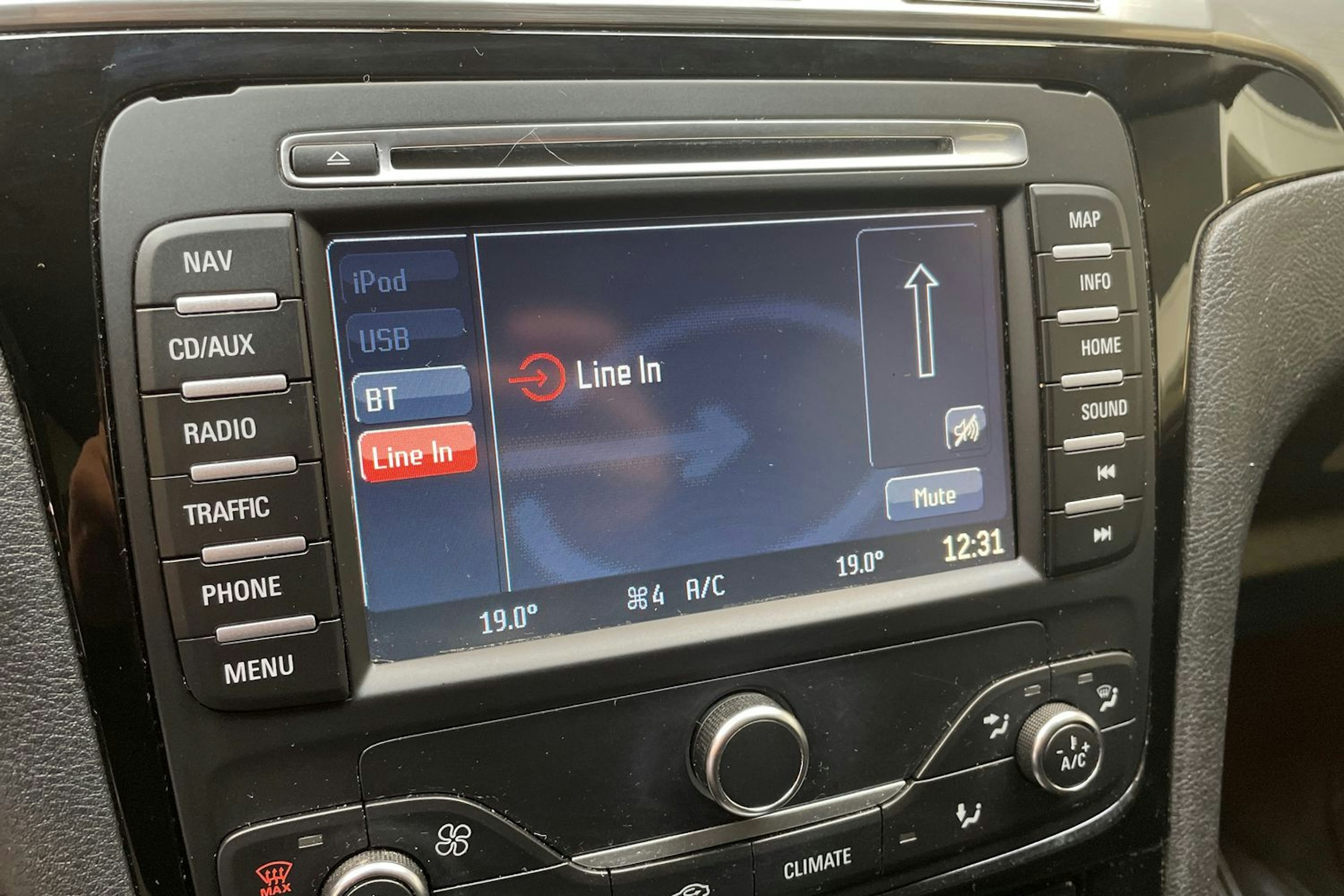 sininen Ford S-Max 2015 kuva 30.
