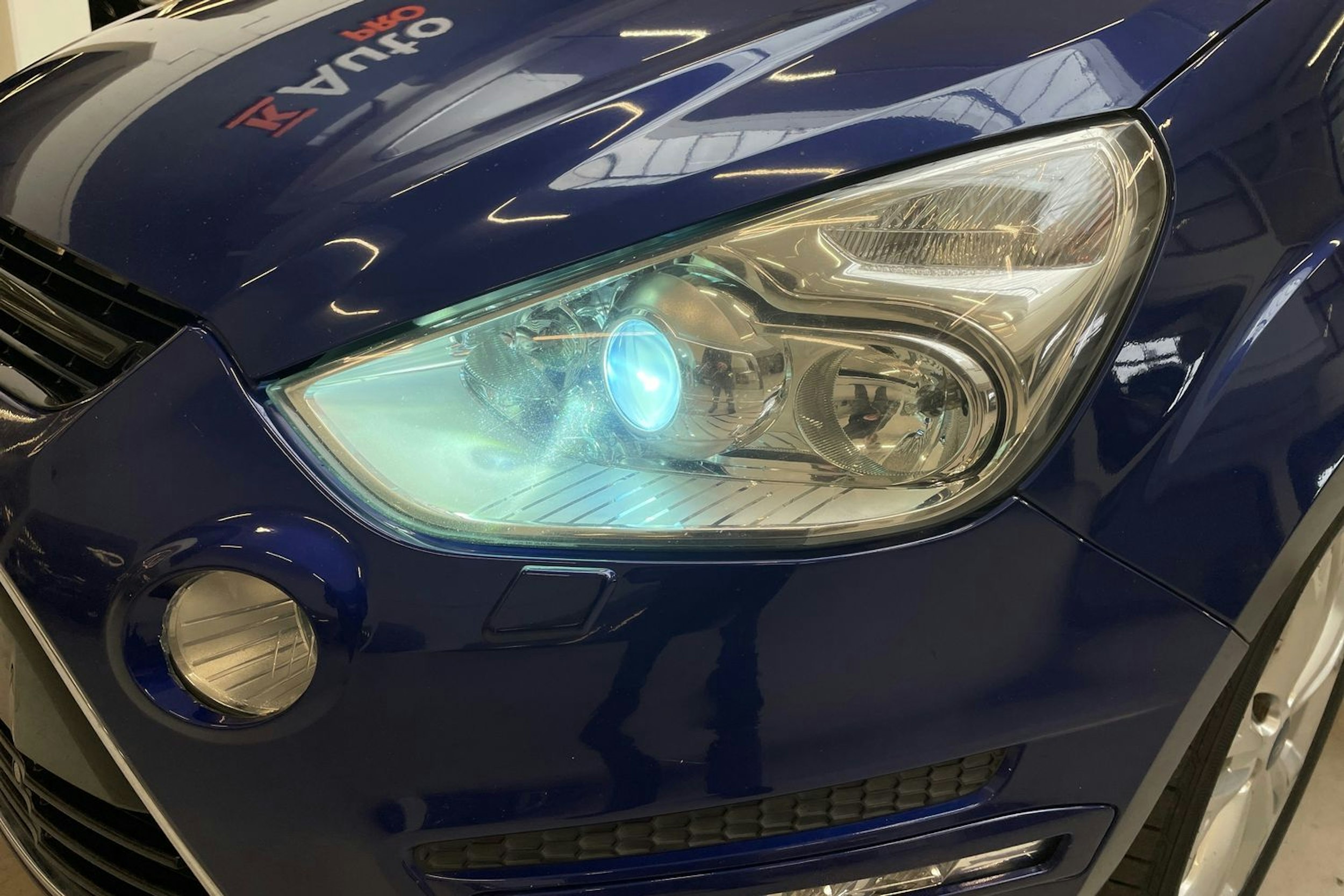 sininen Ford S-Max 2015 kuva 37.