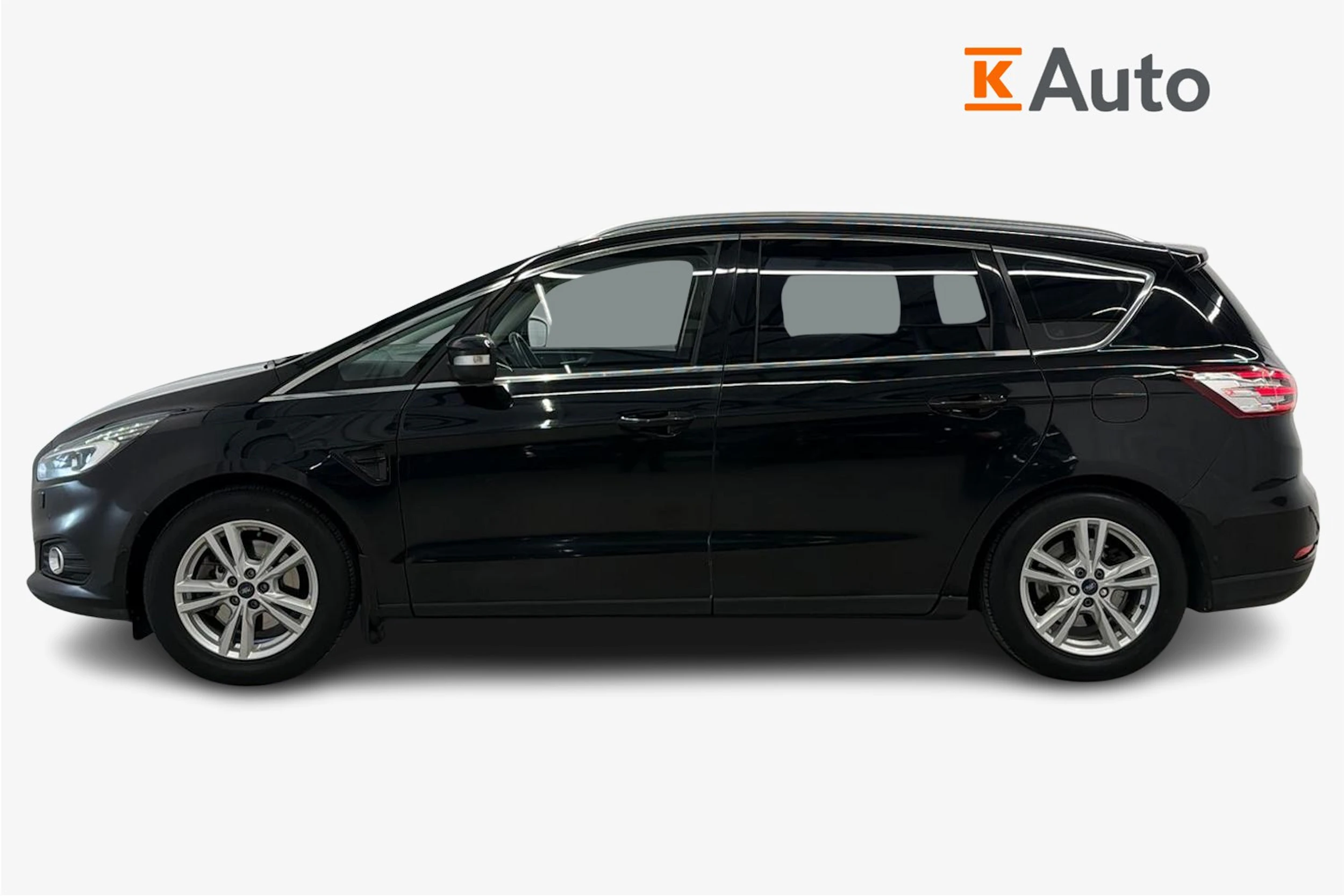 musta Ford S-Max 2016 kuva 5.