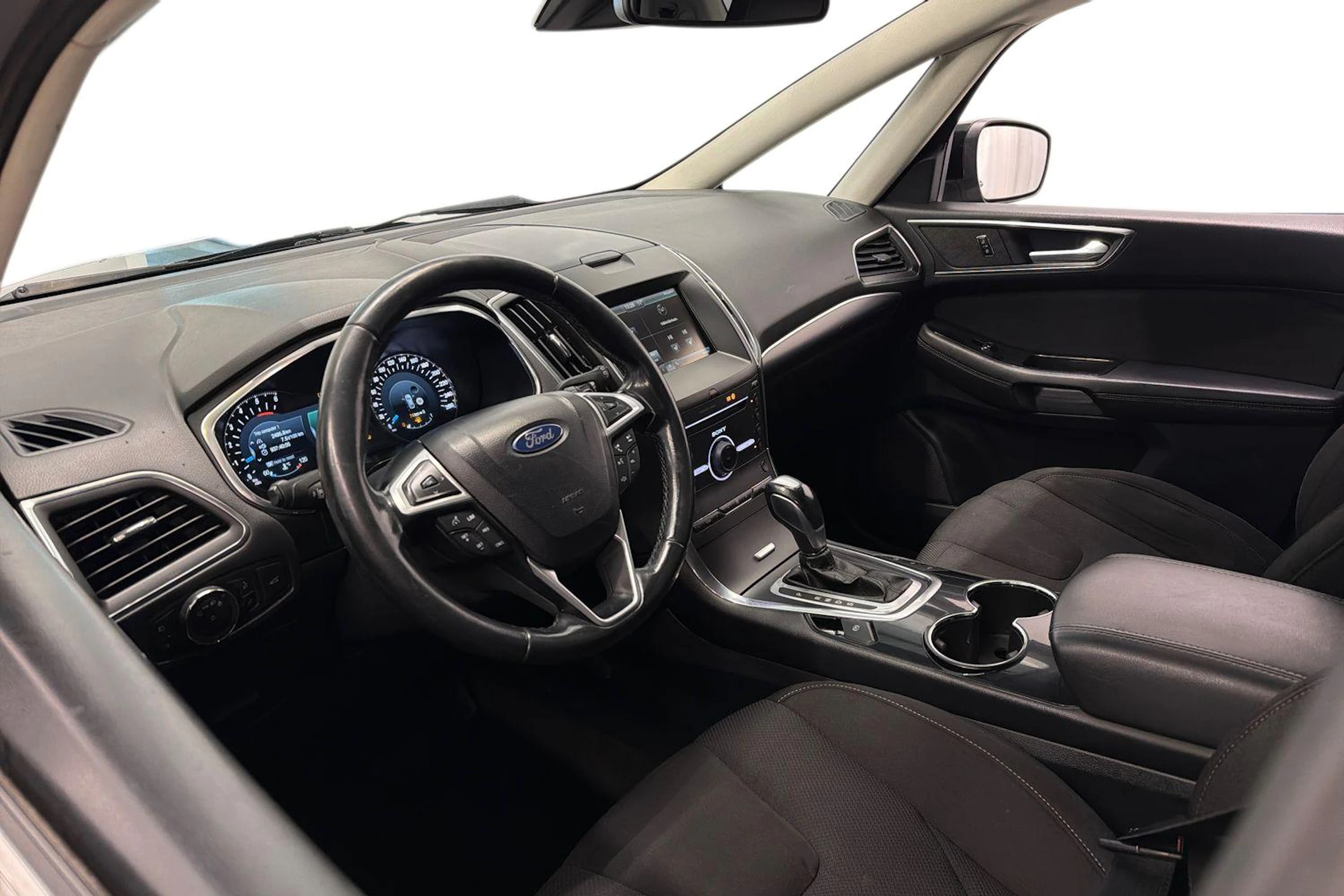 musta Ford S-Max 2016 kuva 6.
