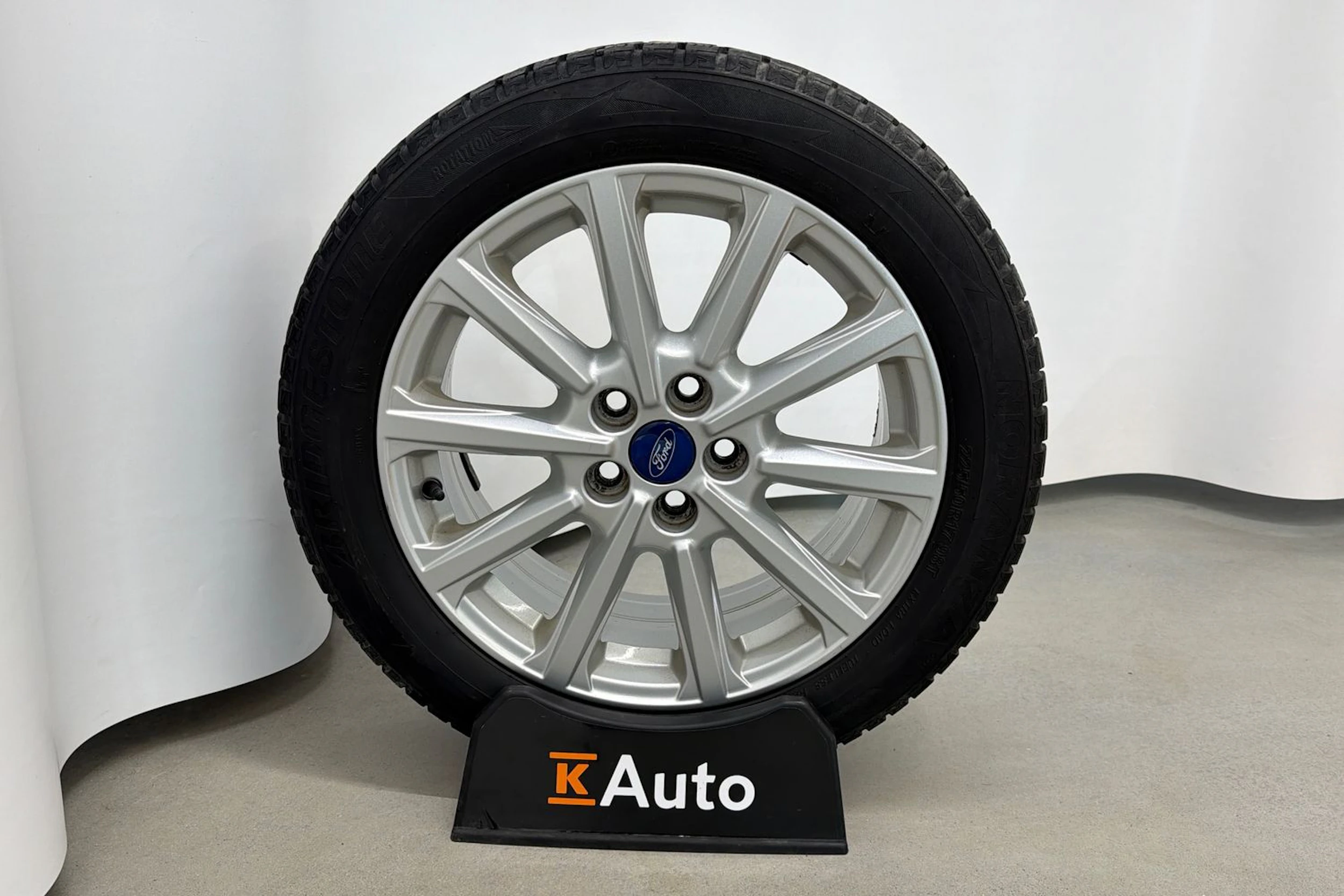 musta Ford S-Max 2016 kuva 10.