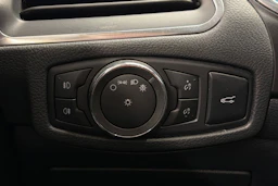 musta Ford S-Max 2016 kuva 31.