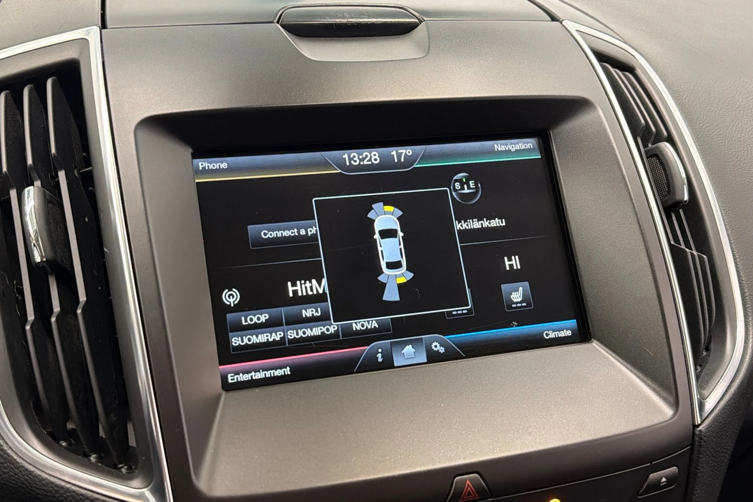 musta Ford S-Max 2016 kuva 32.