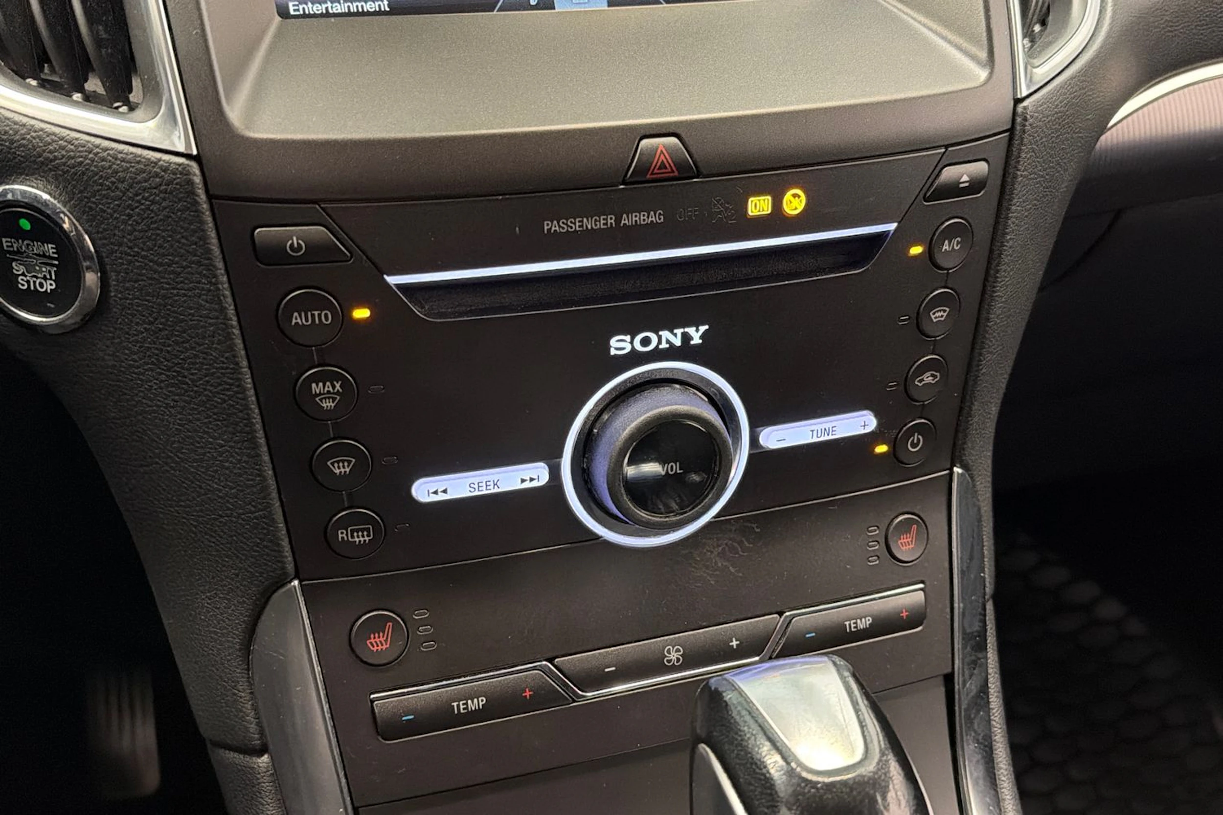 musta Ford S-Max 2016 kuva 33.